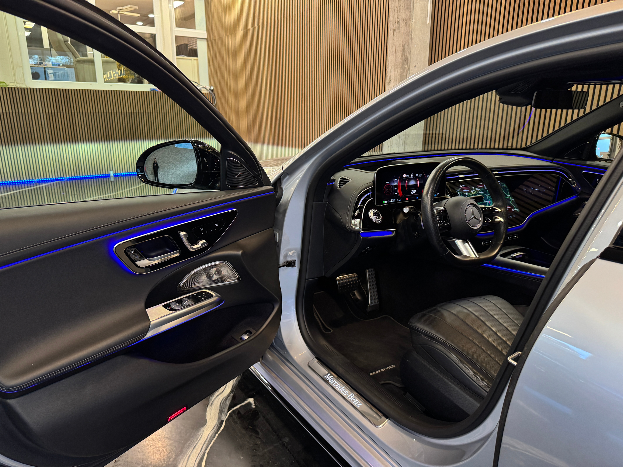 listing desktop thumbnail image 13