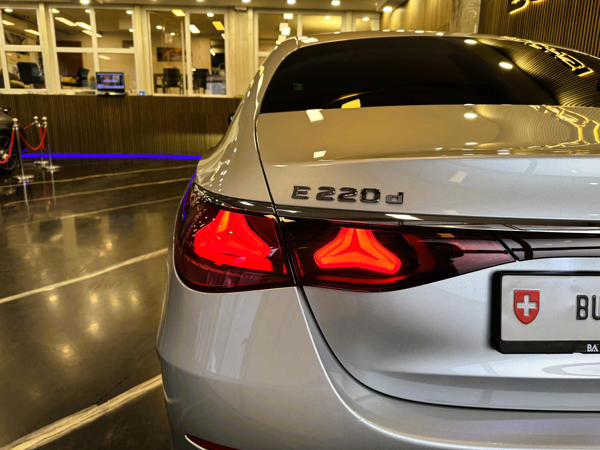 listing desktop thumbnail image 7