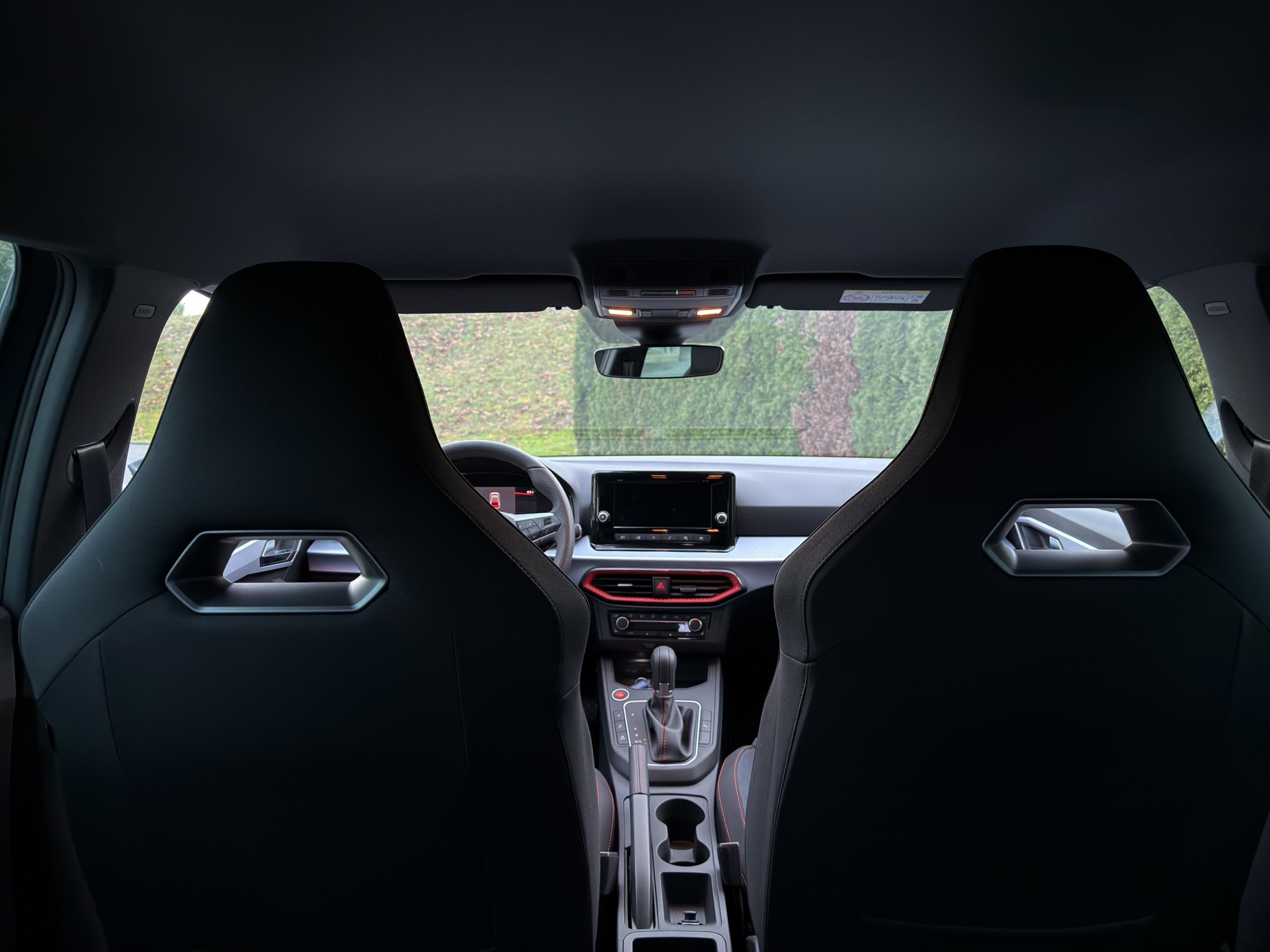 listing desktop thumbnail image 7