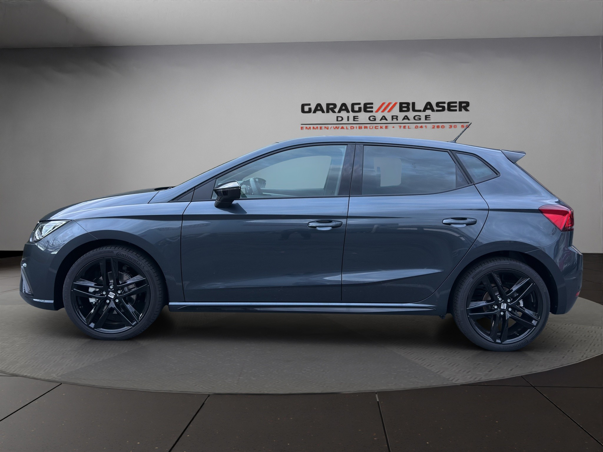 listing desktop thumbnail image 1