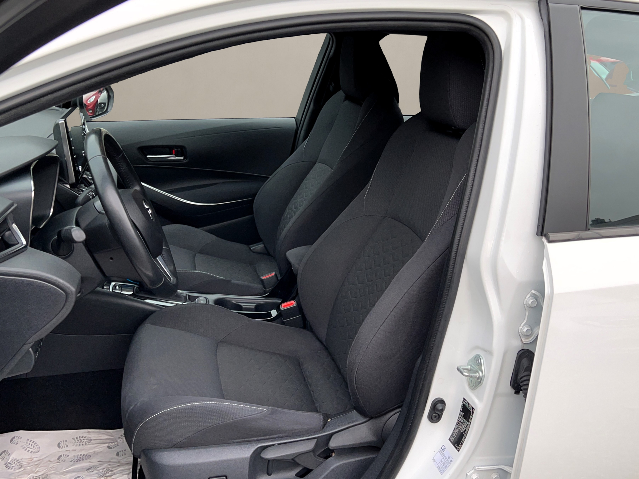 listing desktop thumbnail image 8