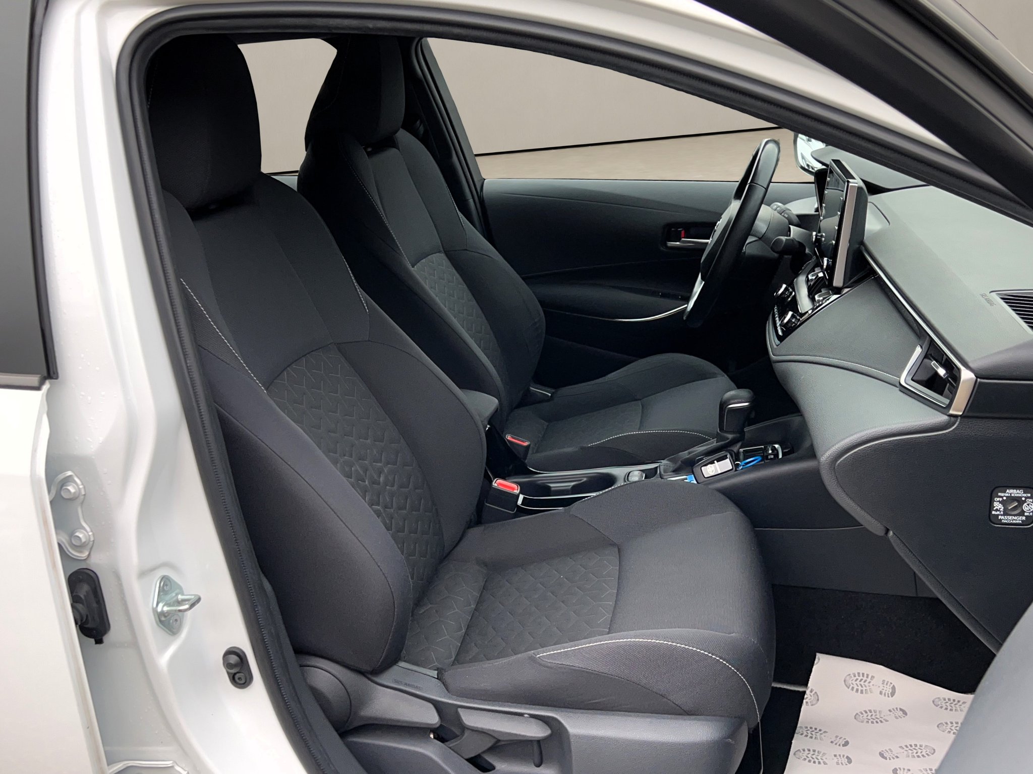 listing desktop thumbnail image 9