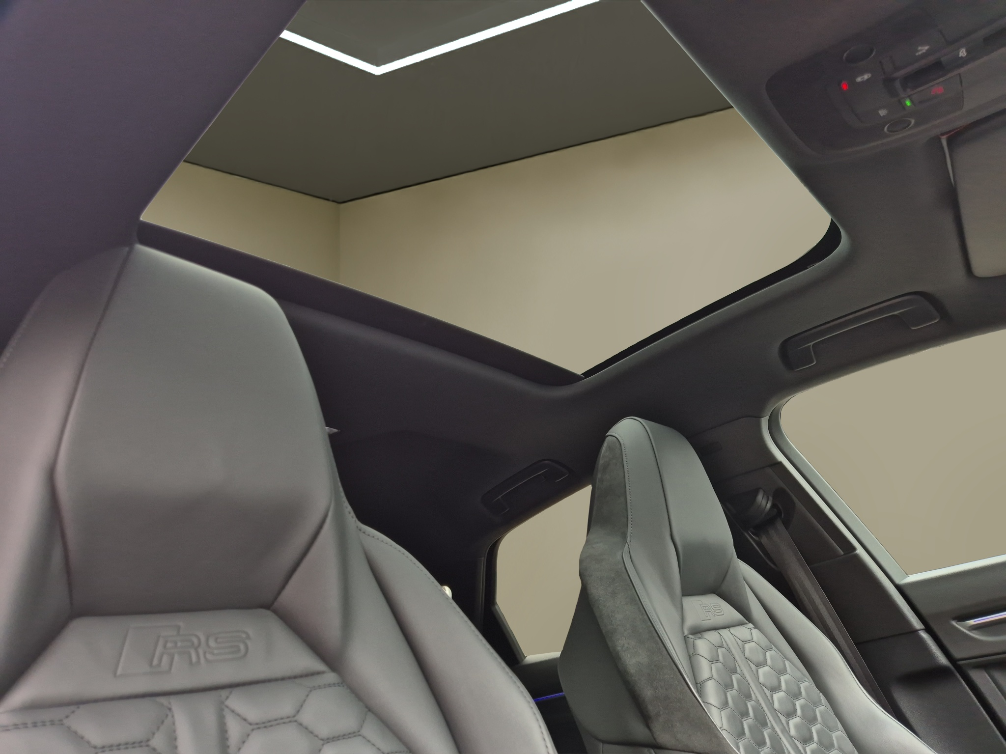 listing desktop thumbnail image 22