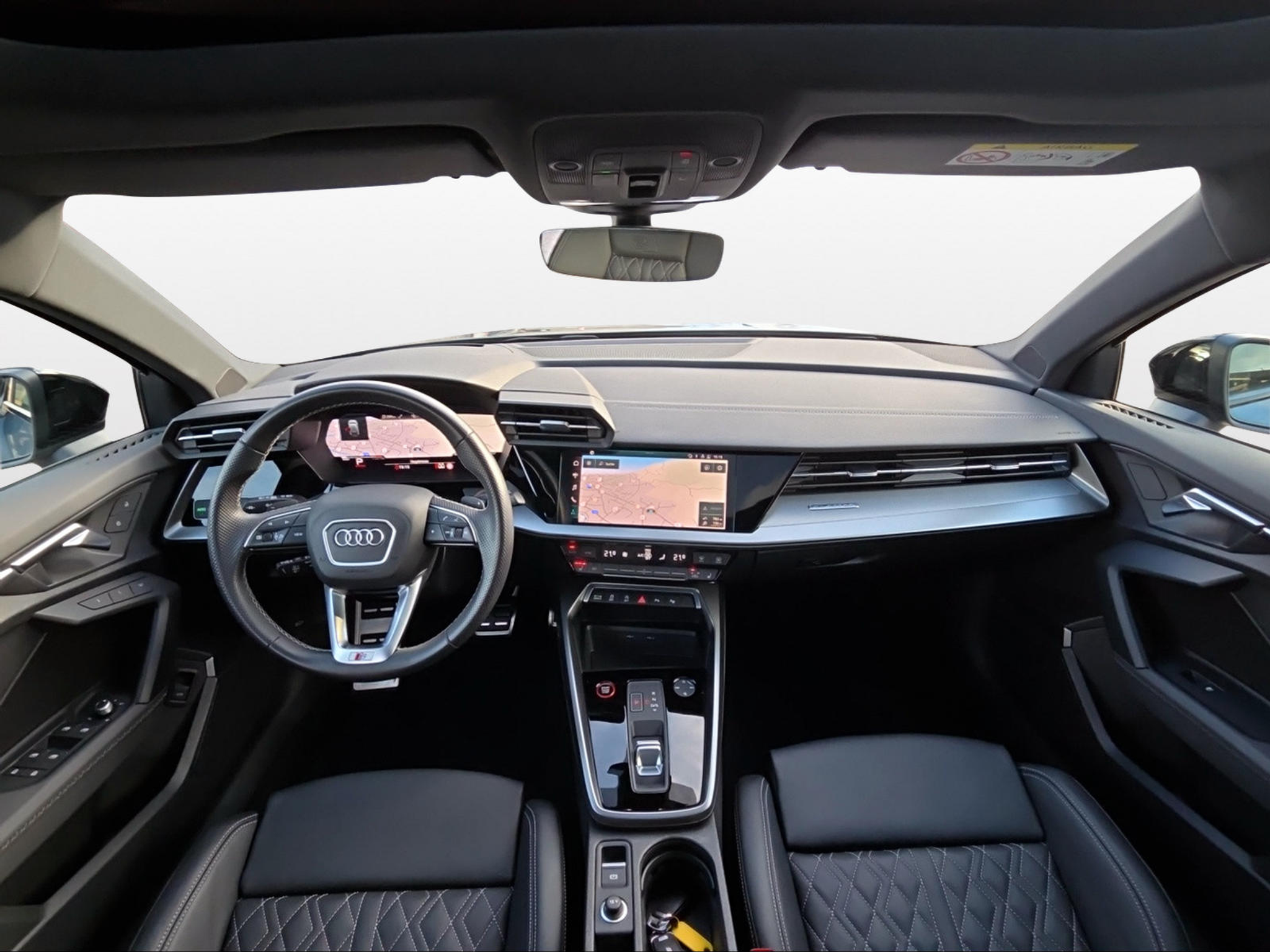 listing desktop thumbnail image 3