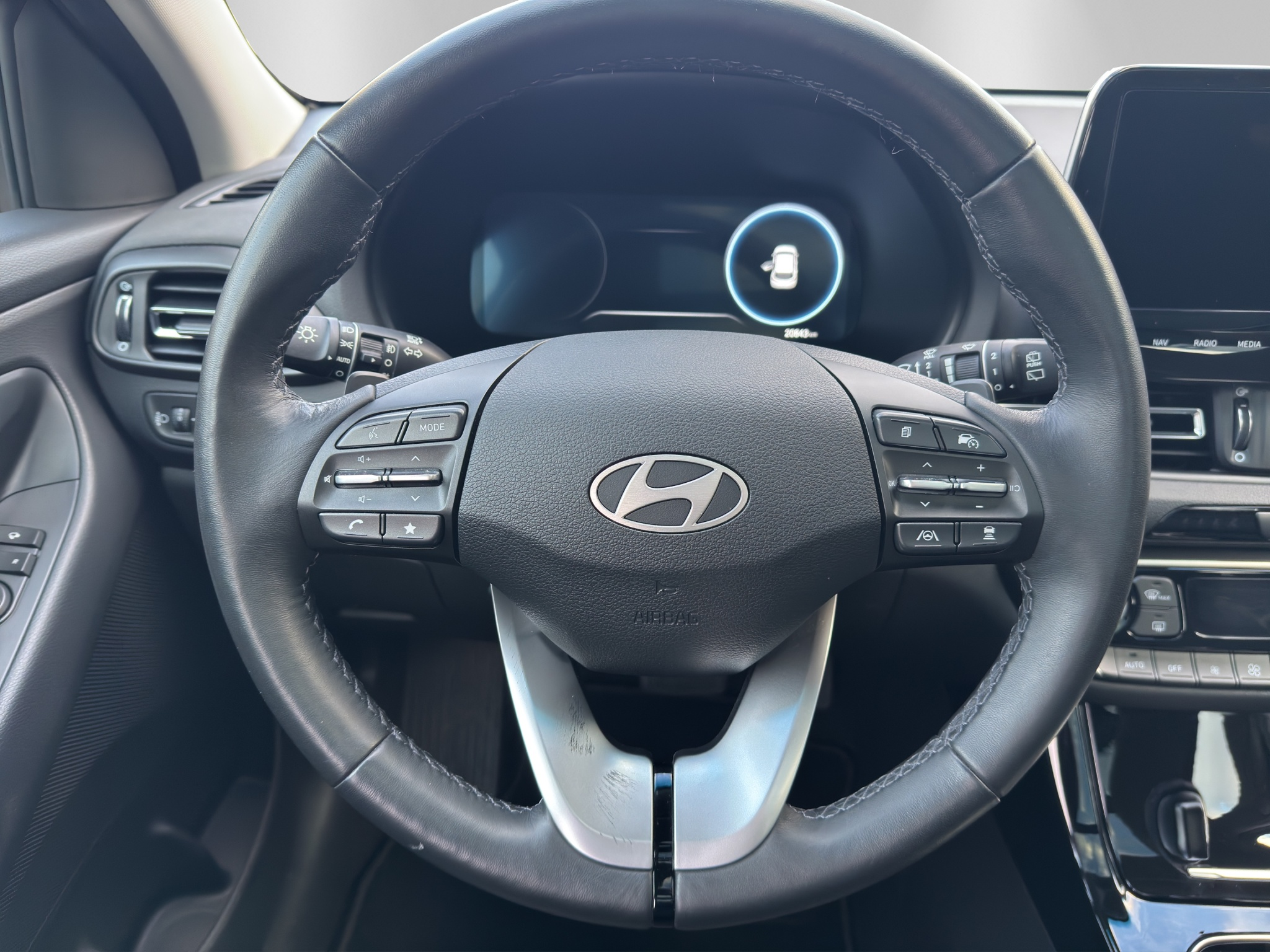 listing desktop thumbnail image 14