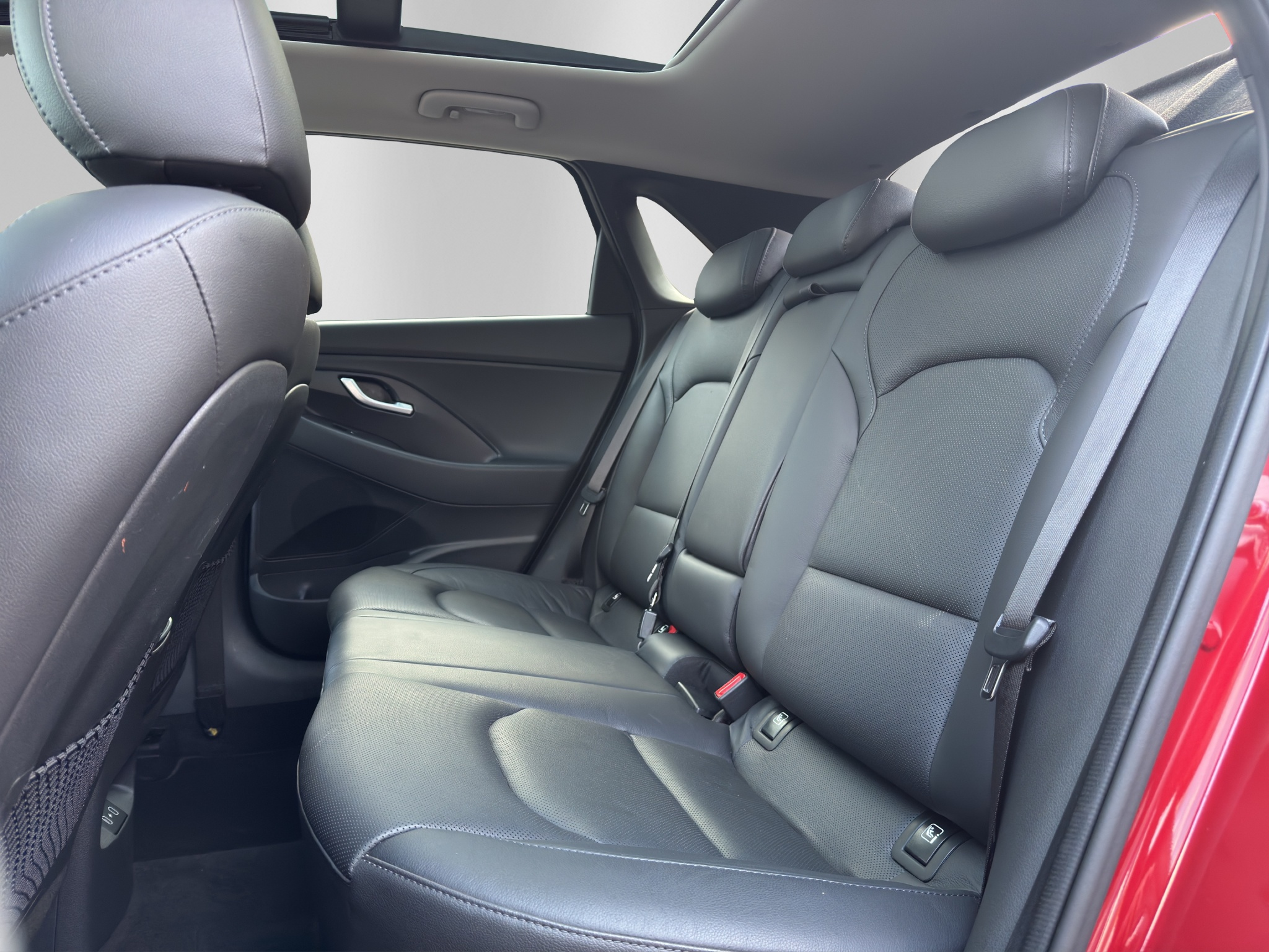 listing desktop thumbnail image 9