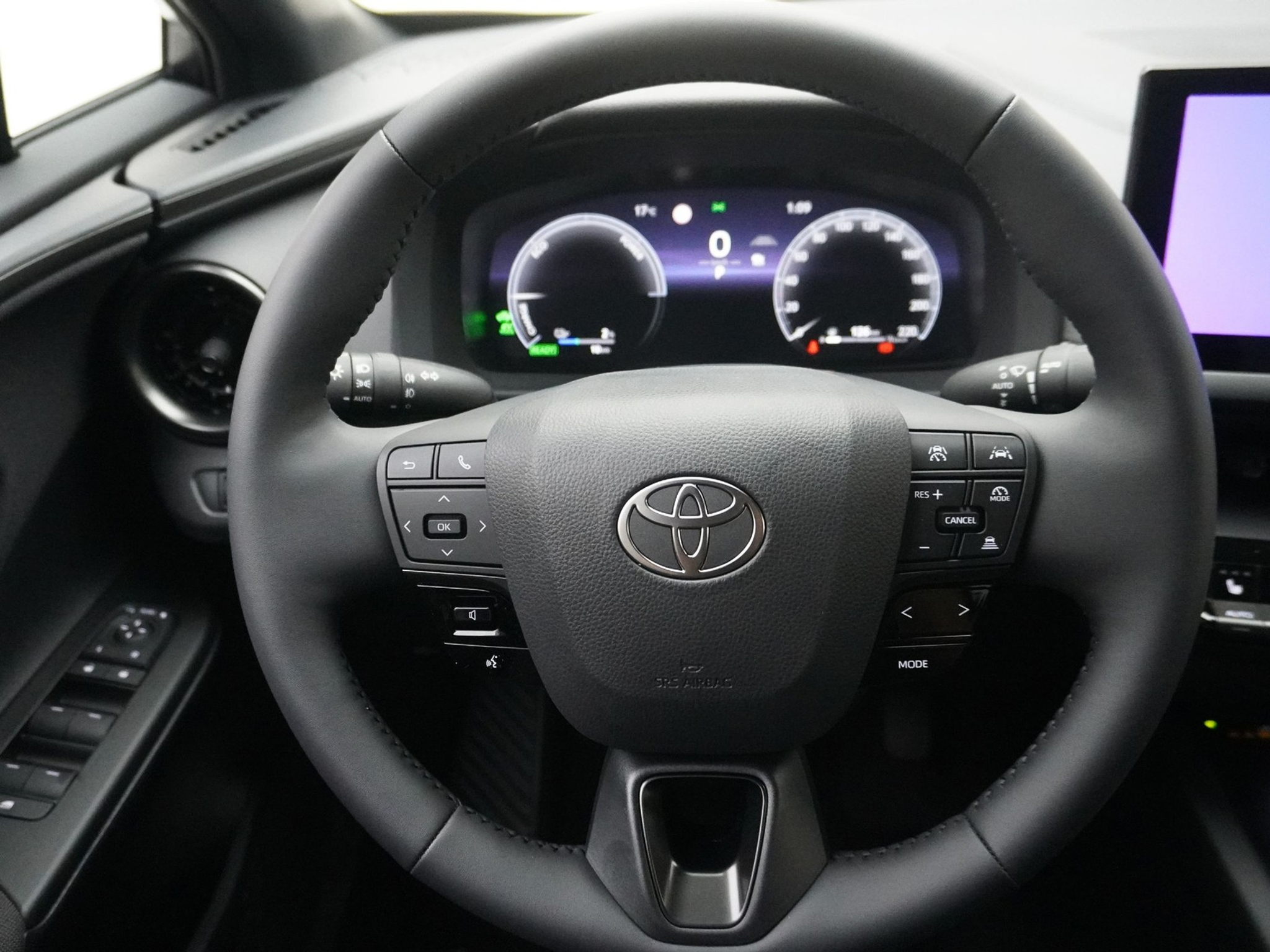 listing desktop thumbnail image 12