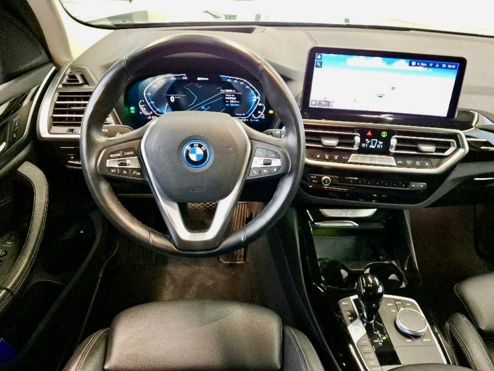 listing desktop thumbnail image 3