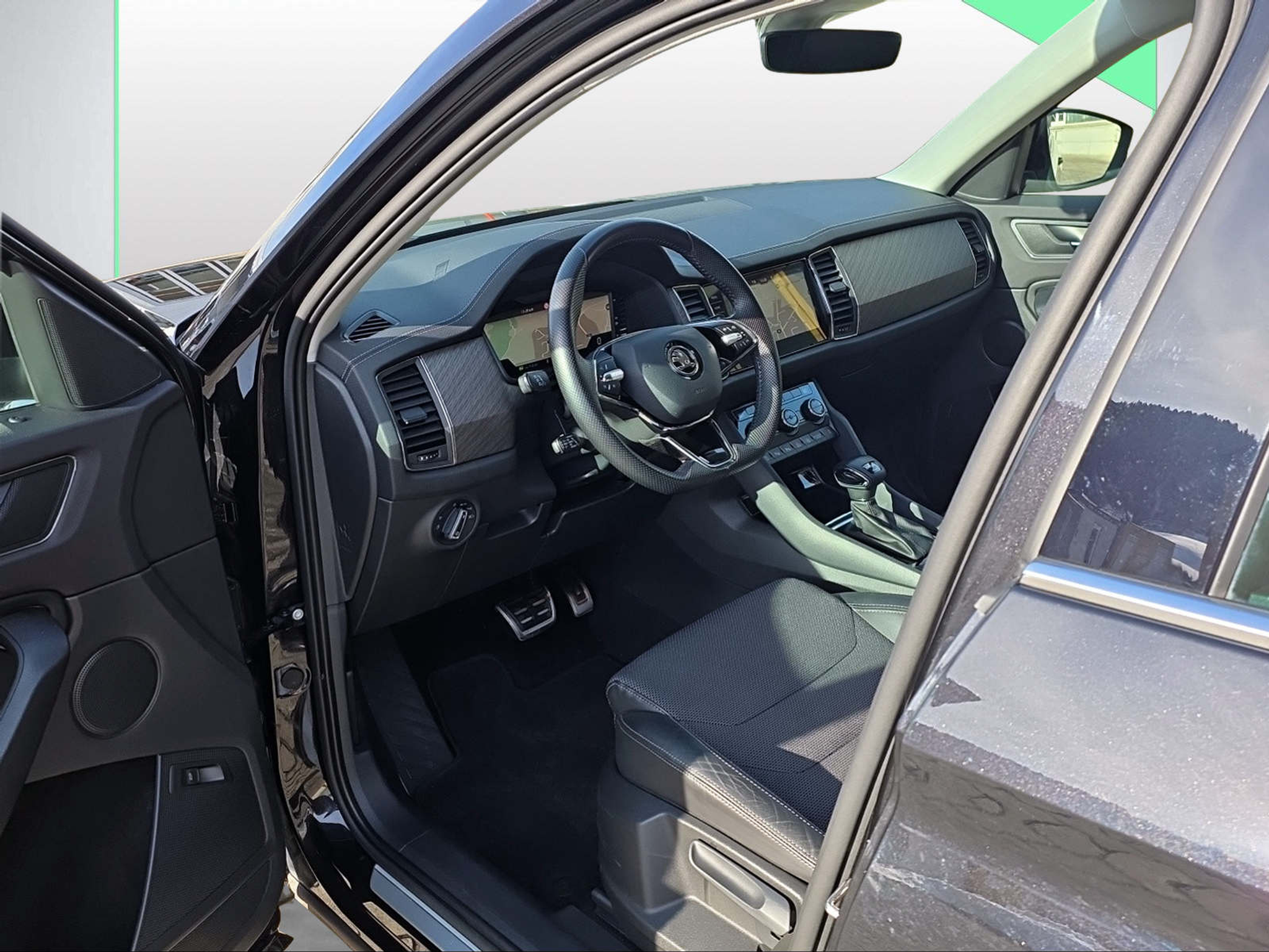 listing desktop thumbnail image 5