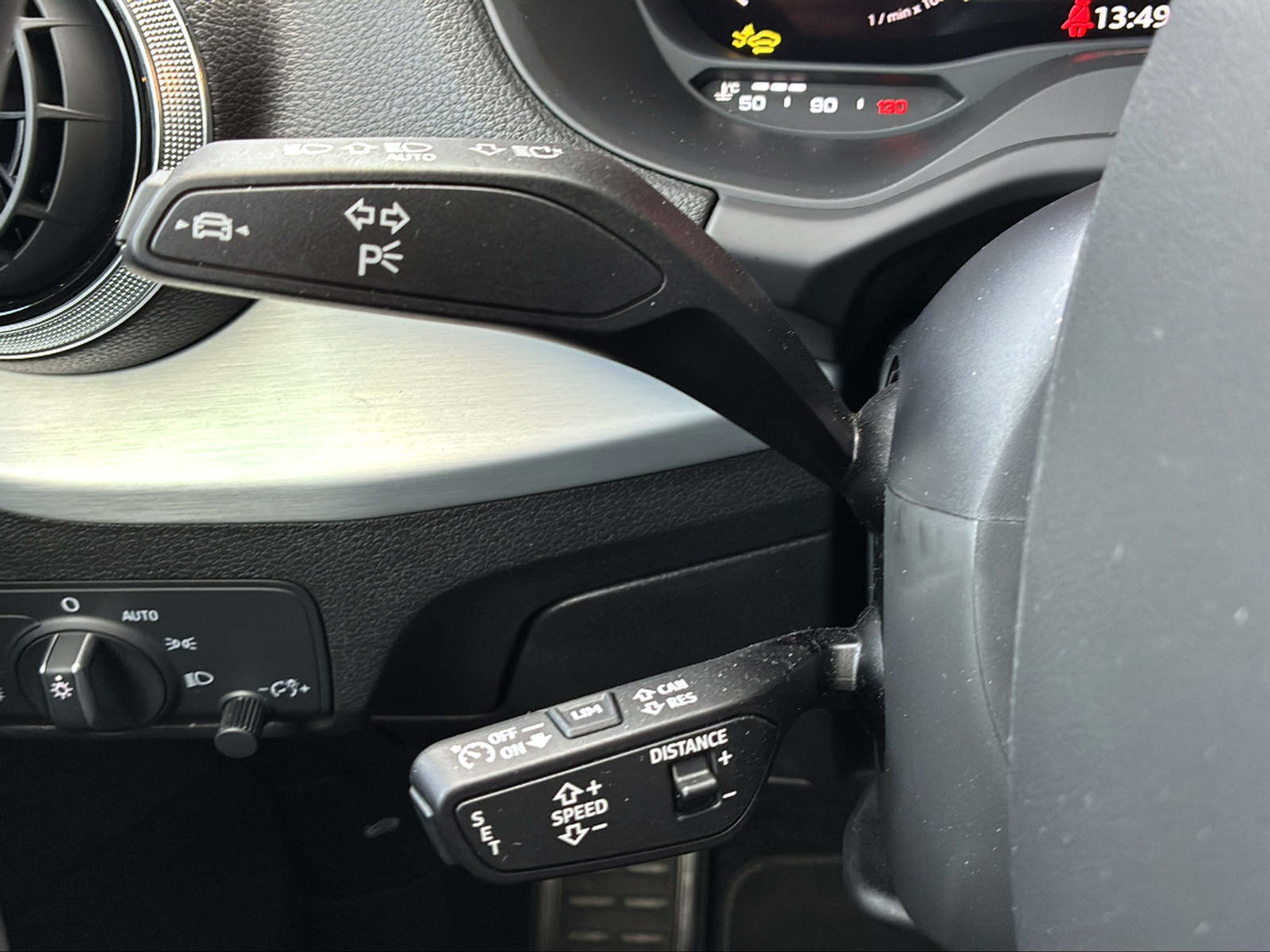 listing desktop thumbnail image 18