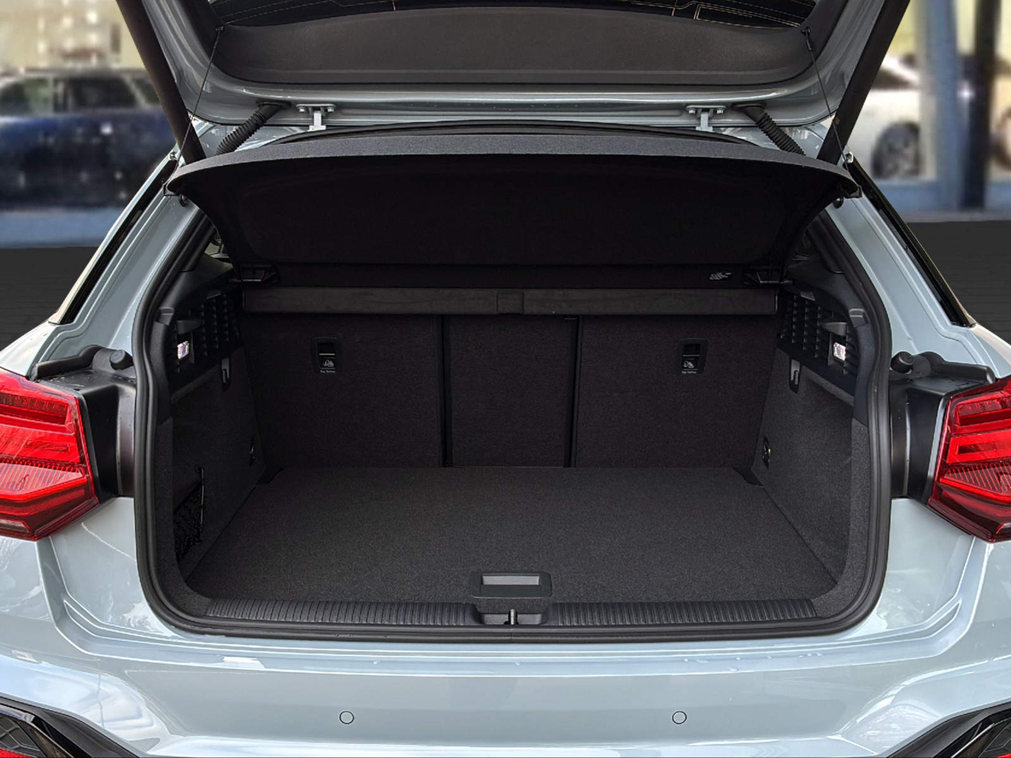 listing desktop thumbnail image 5