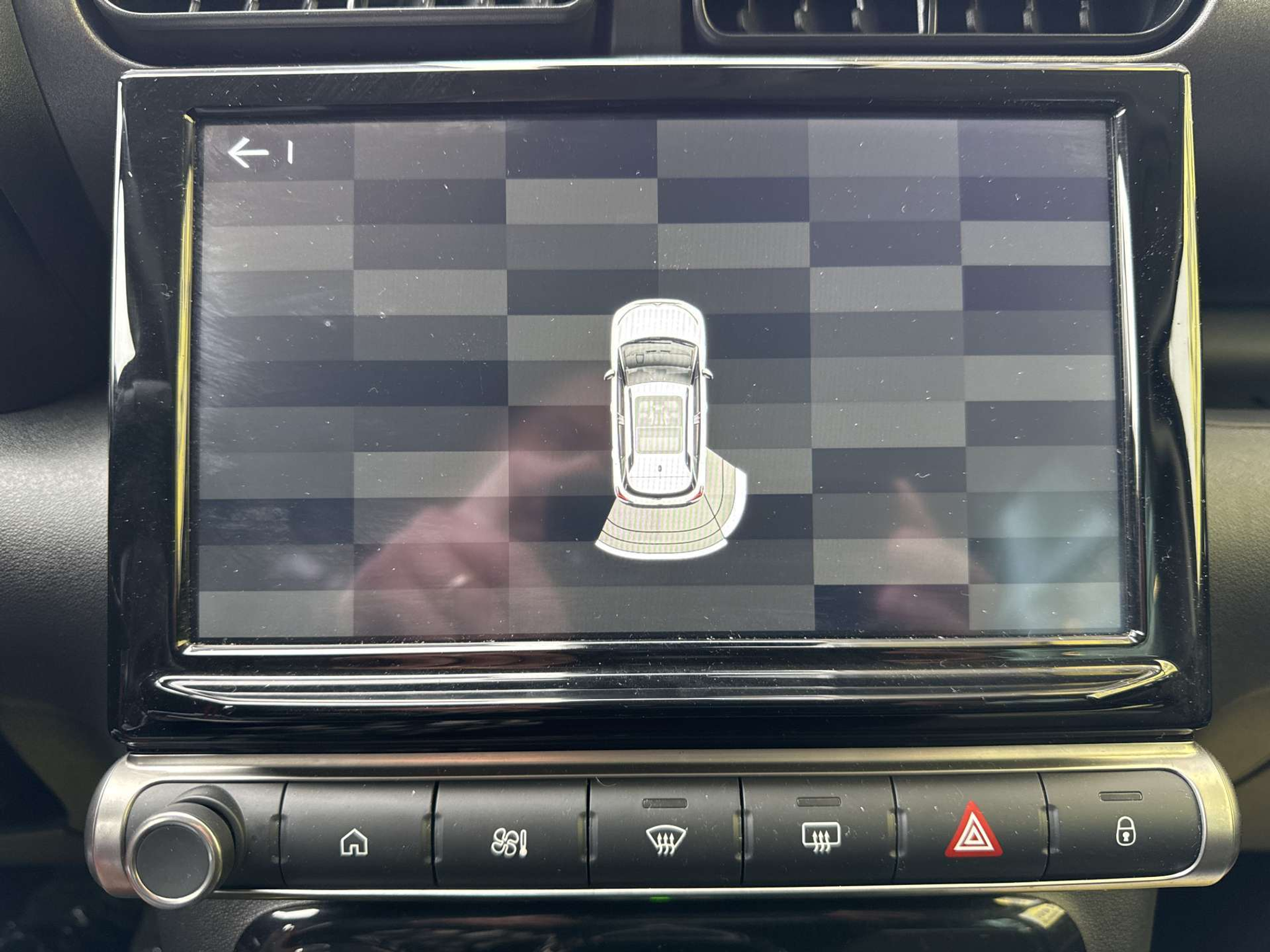 listing desktop thumbnail image 10