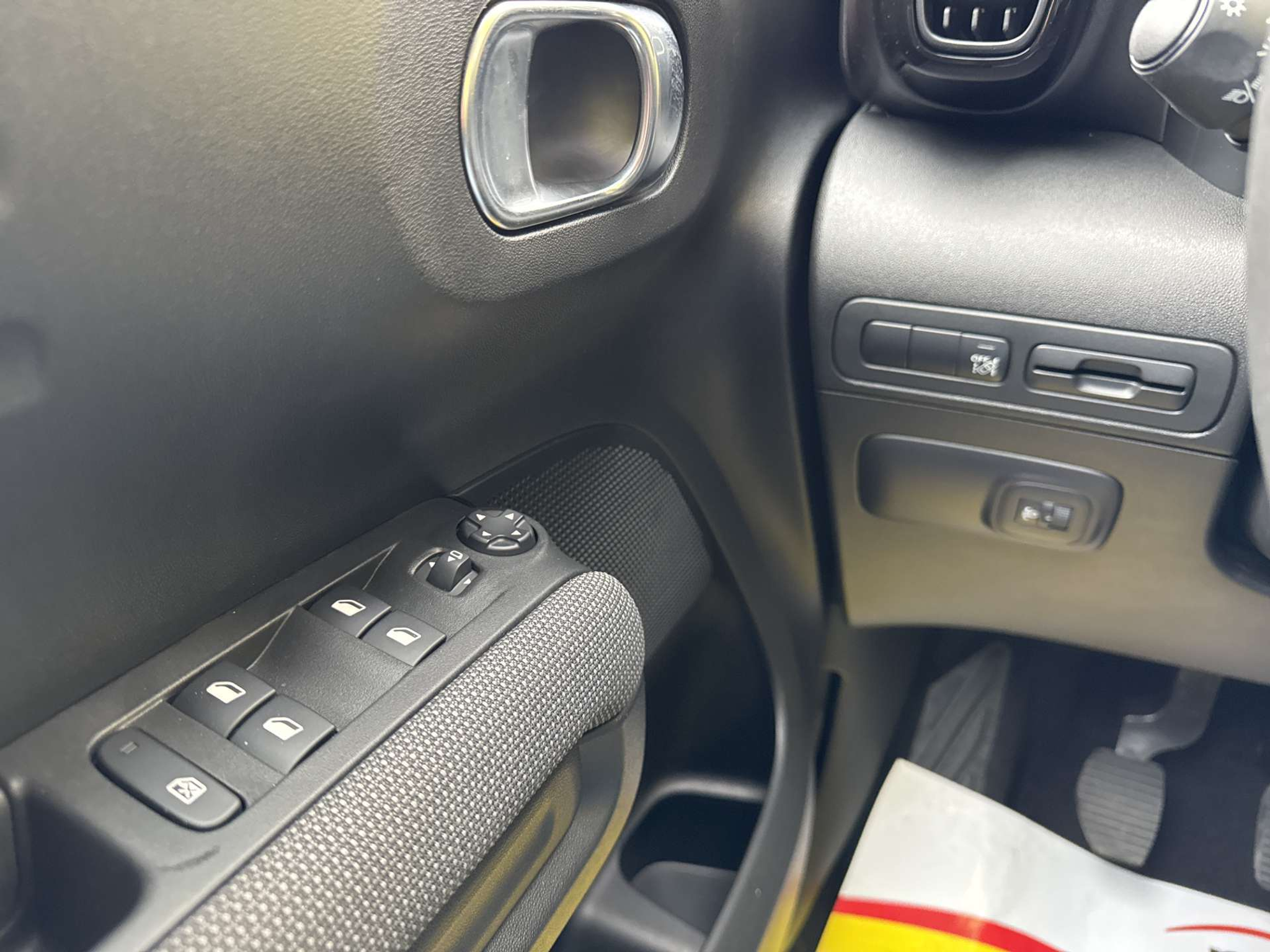 listing desktop thumbnail image 15