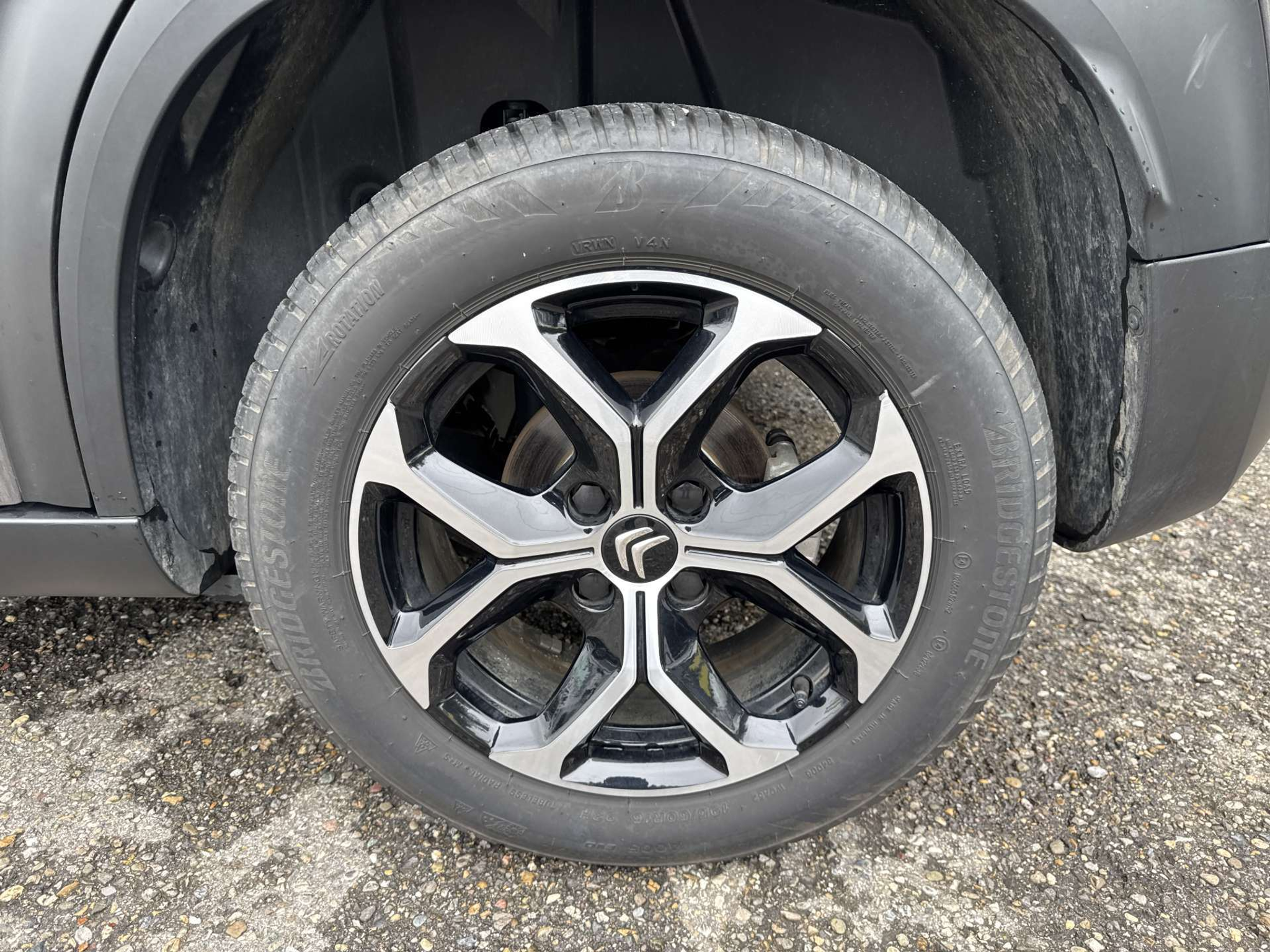 listing desktop thumbnail image 9