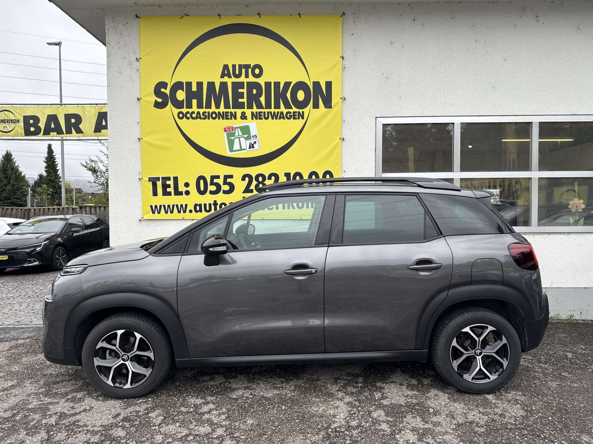 listing desktop thumbnail image 4