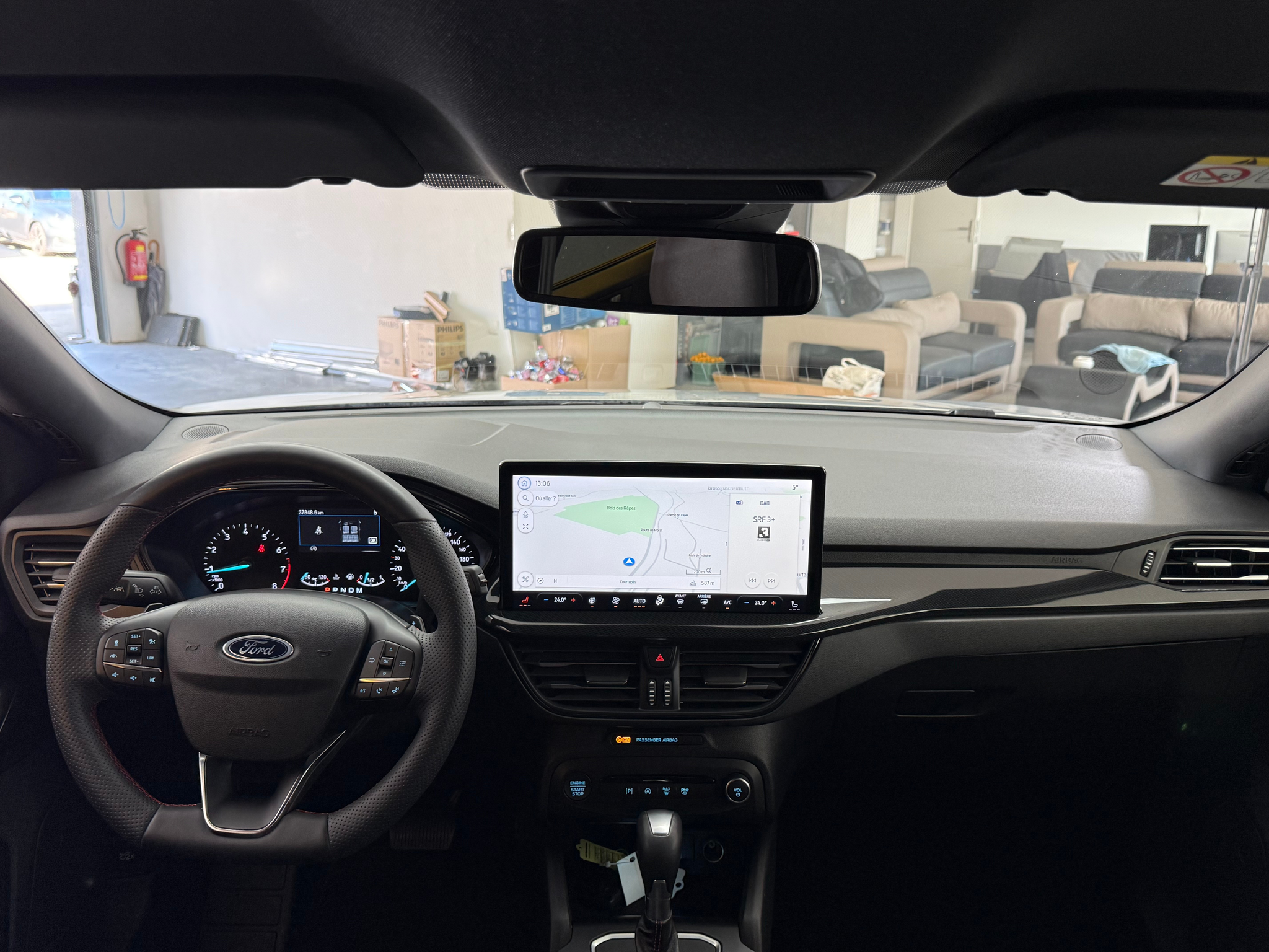 listing desktop thumbnail image 3