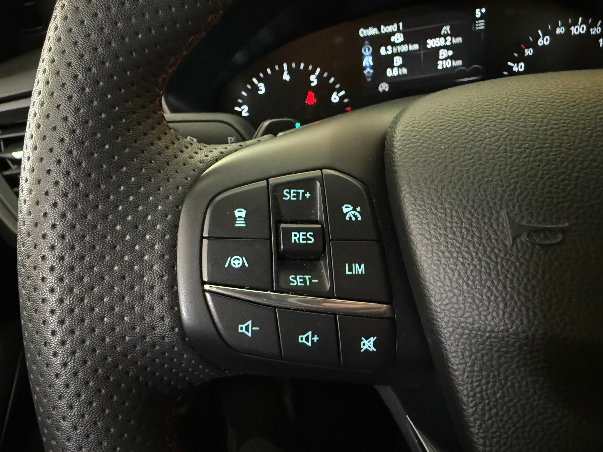 listing desktop thumbnail image 7