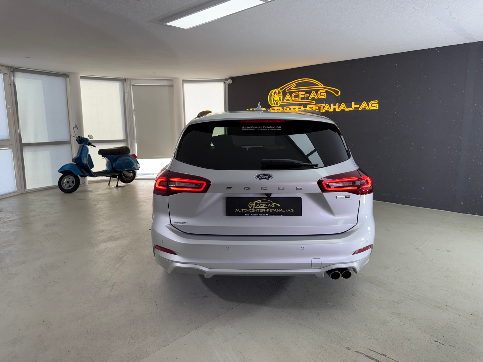 listing desktop thumbnail image 13