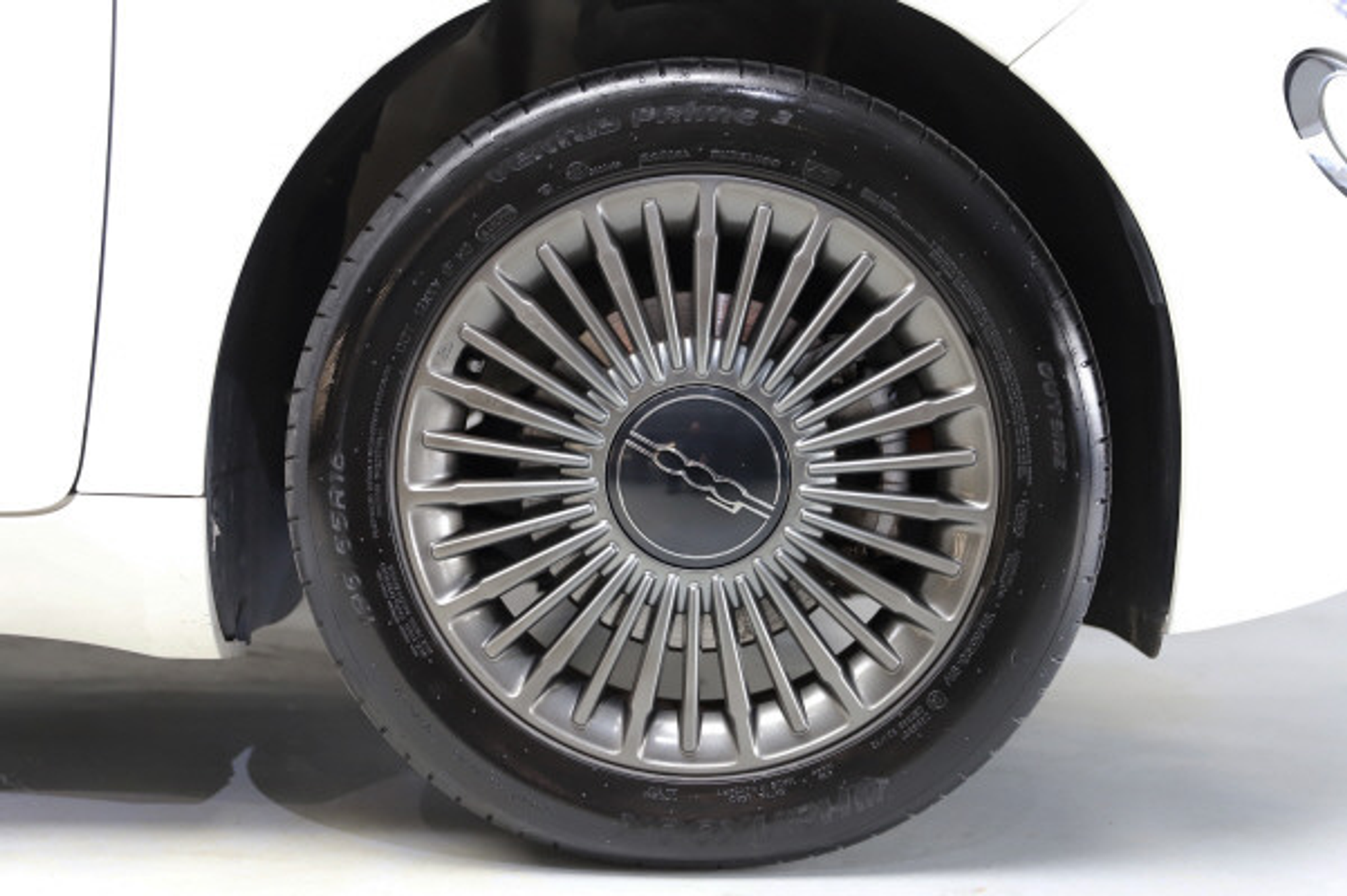 listing desktop thumbnail image 12