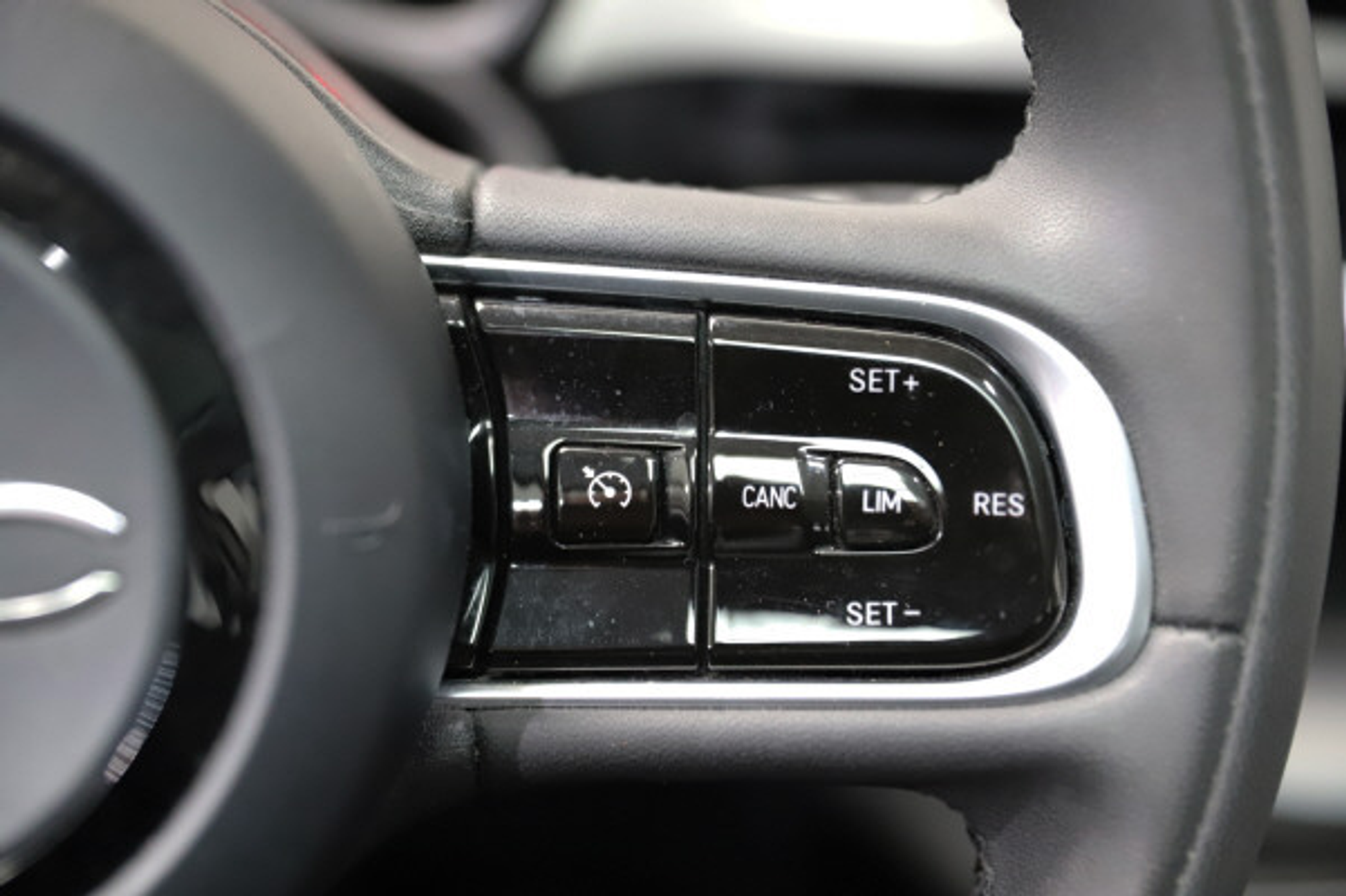 listing desktop thumbnail image 13