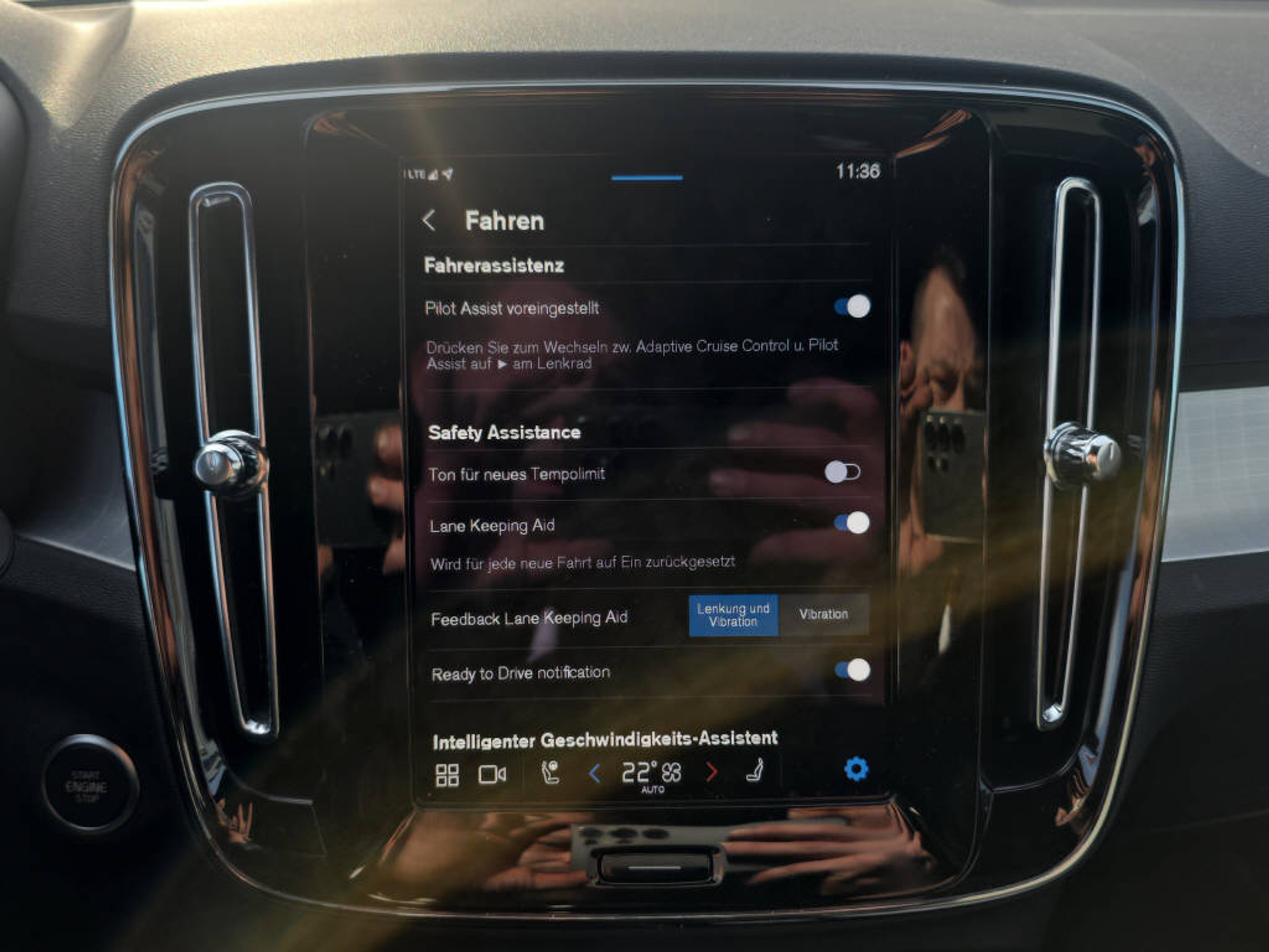 listing desktop thumbnail image 25