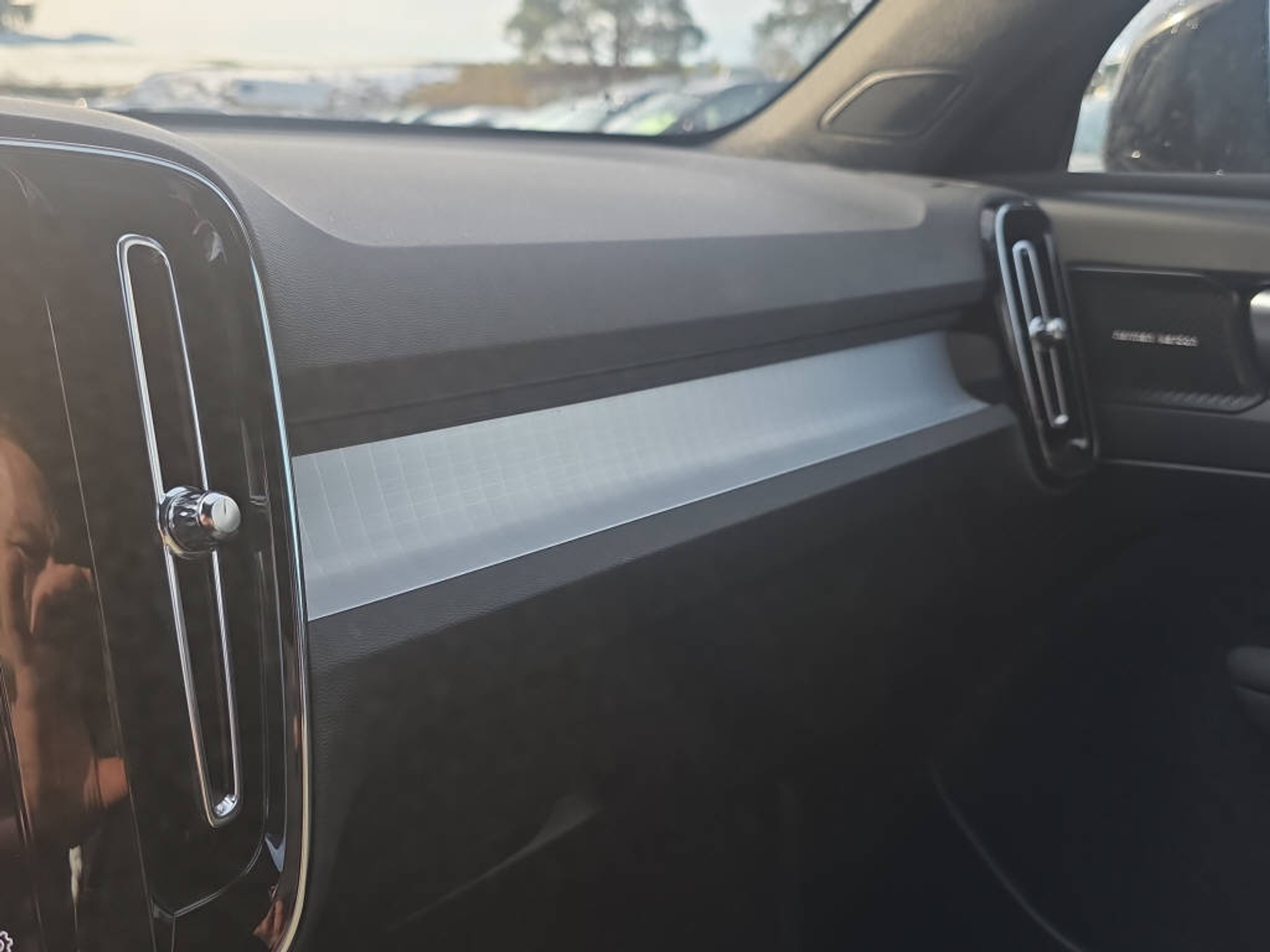 listing desktop thumbnail image 23