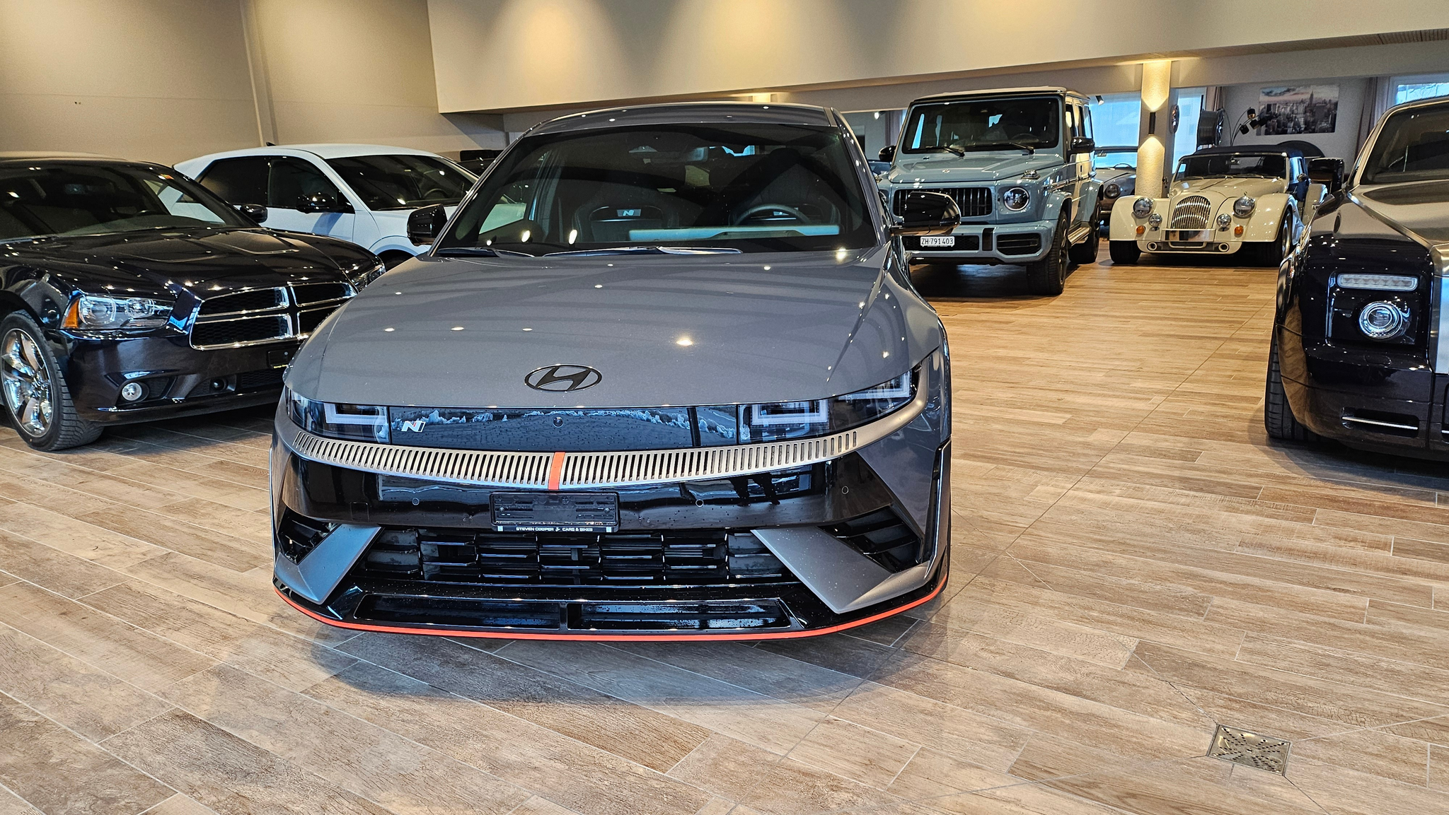 listing desktop thumbnail image 2