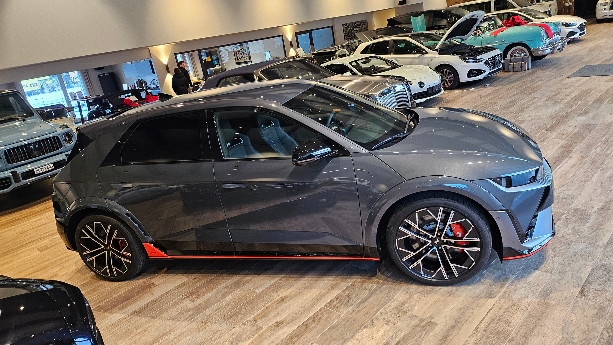 listing desktop thumbnail image 8