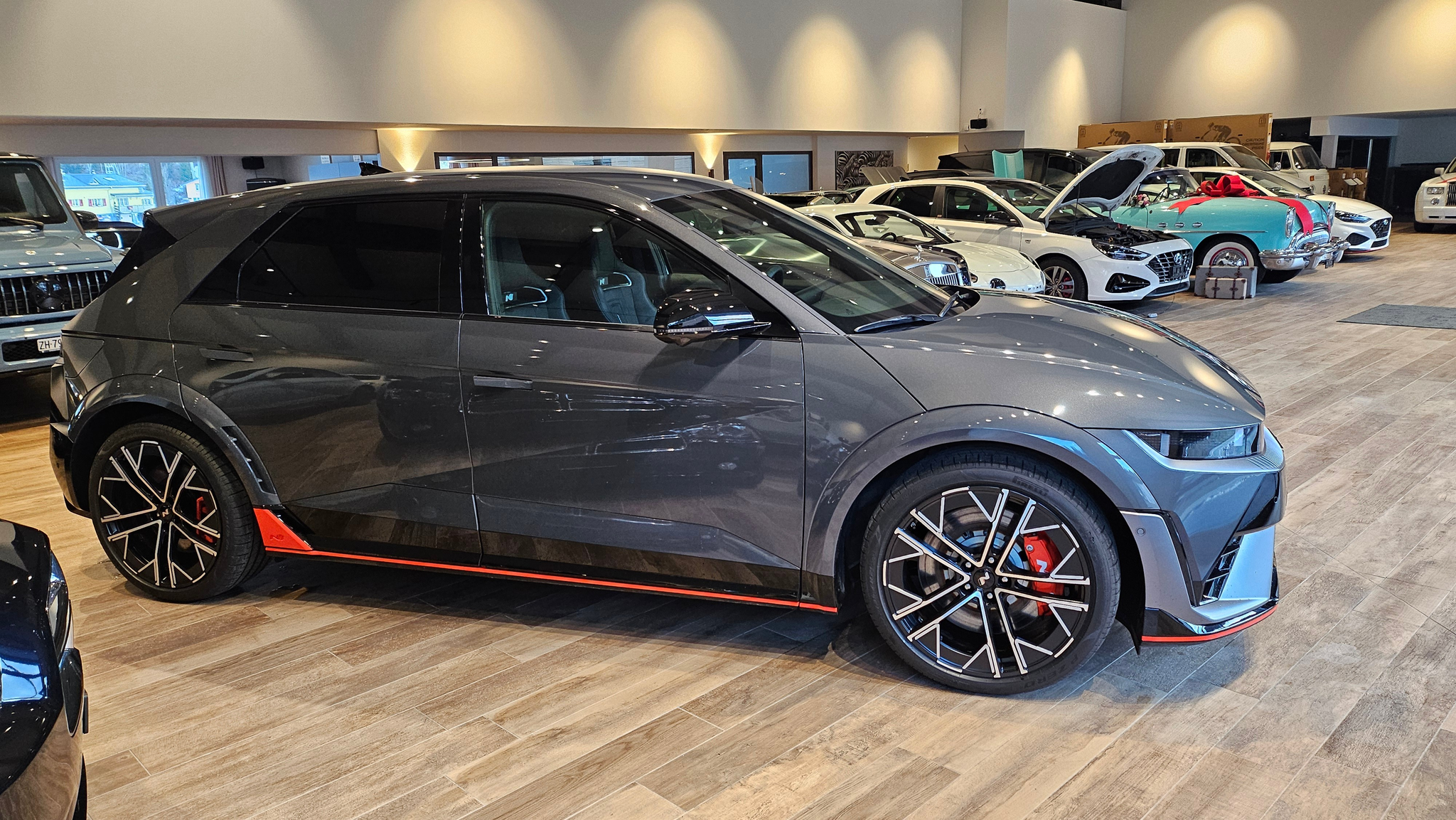 listing desktop thumbnail image 7