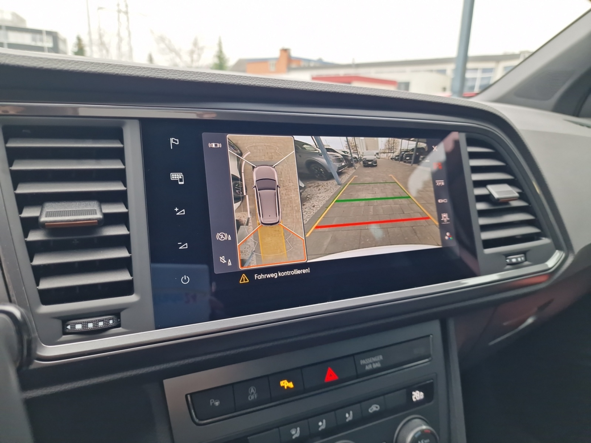 listing desktop thumbnail image 12