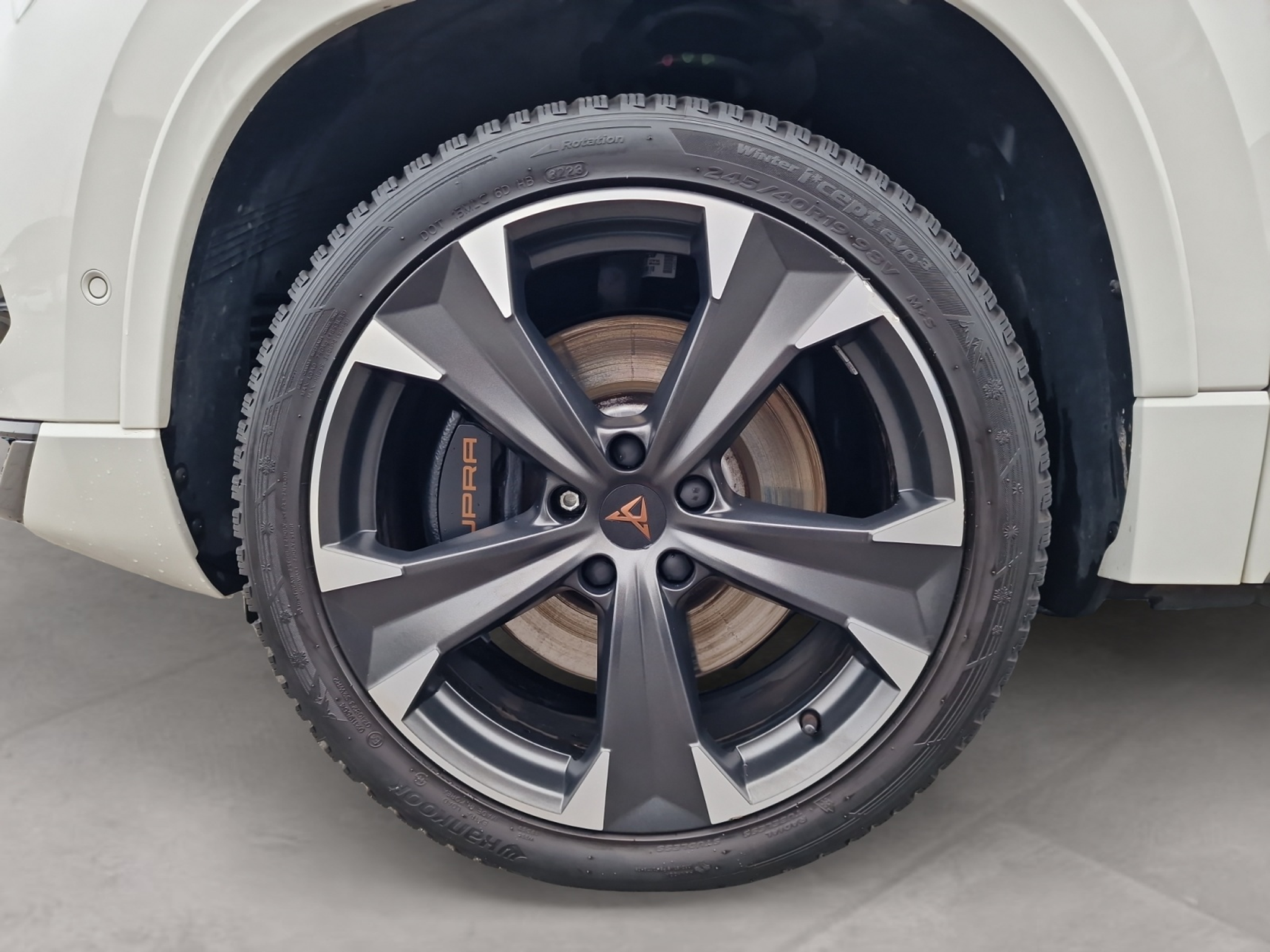 listing desktop thumbnail image 8