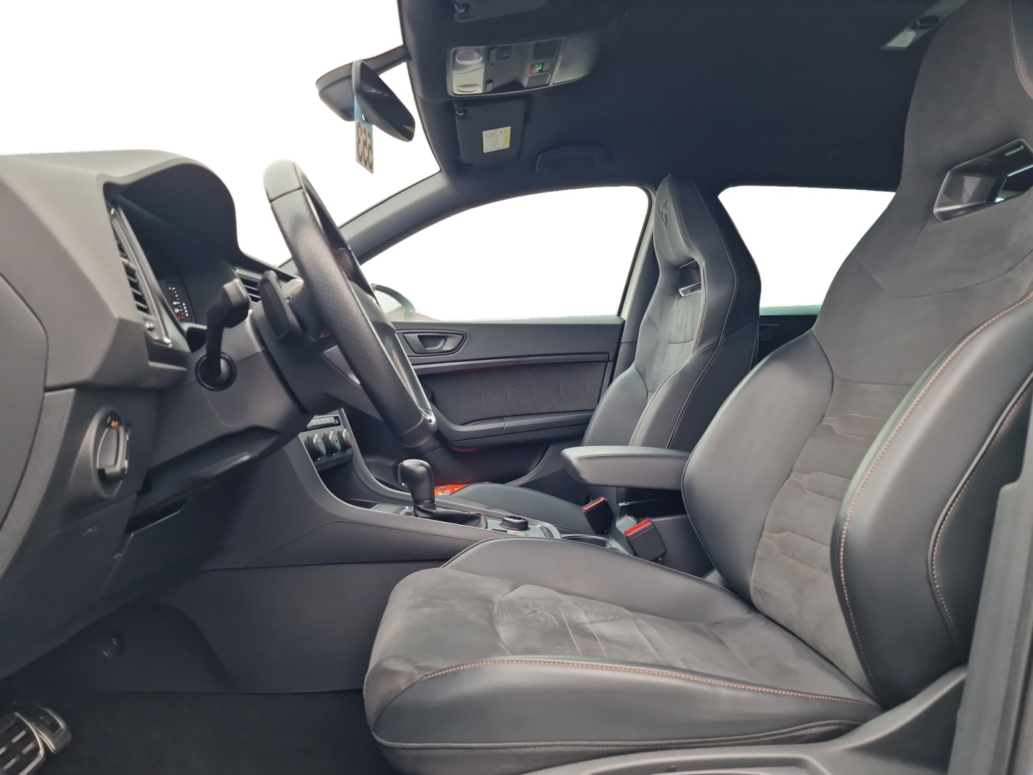 listing desktop thumbnail image 16