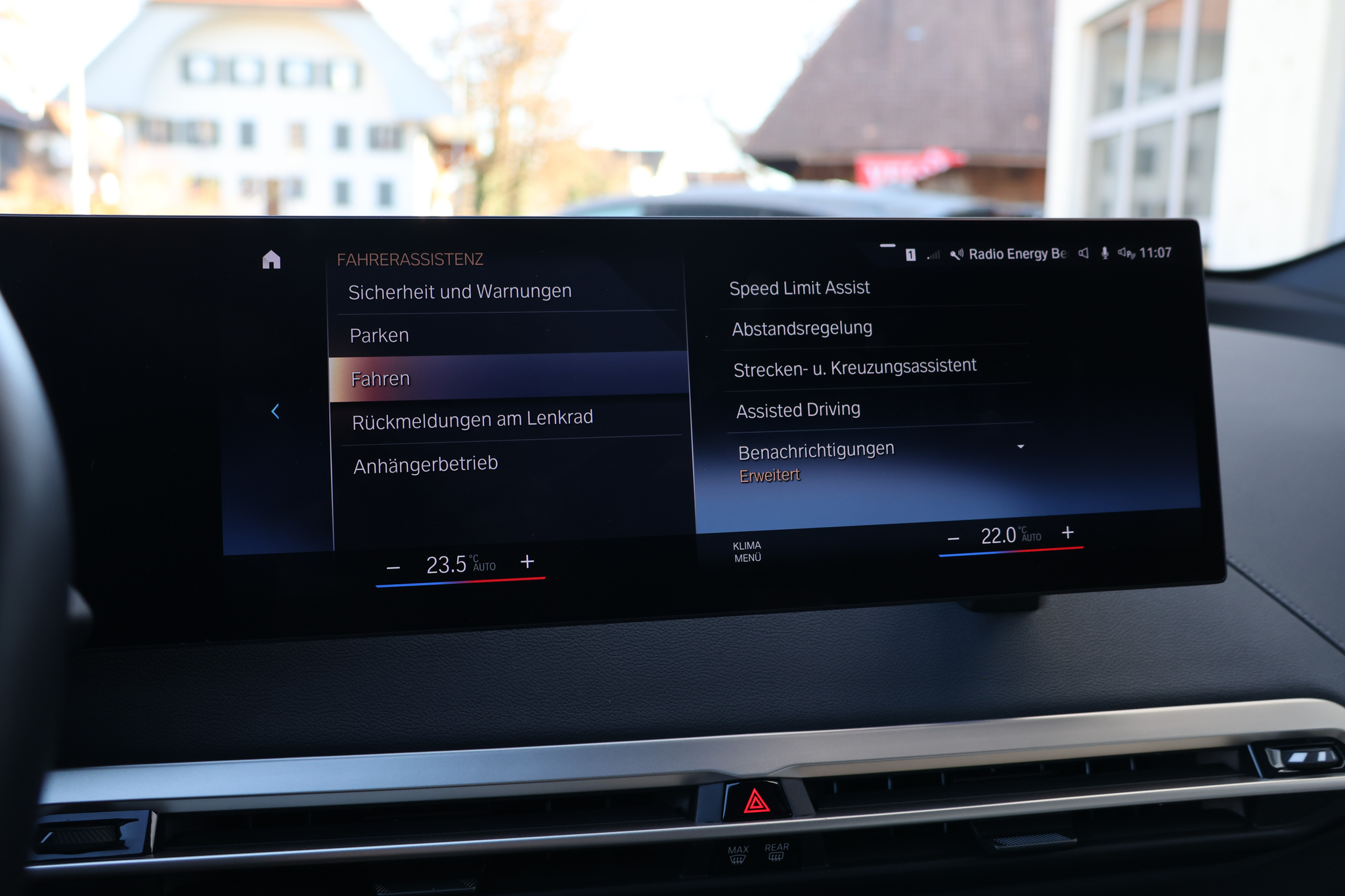 listing desktop thumbnail image 24