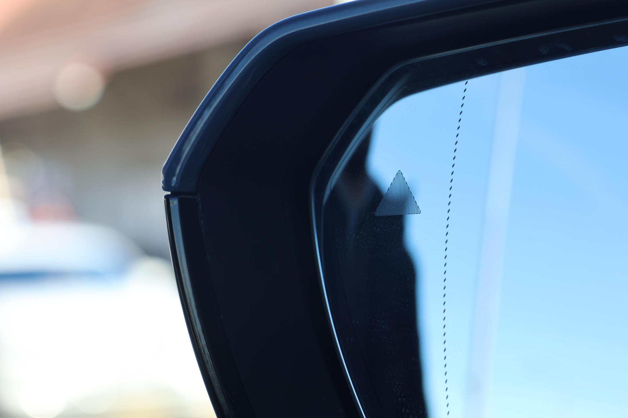 listing desktop thumbnail image 27