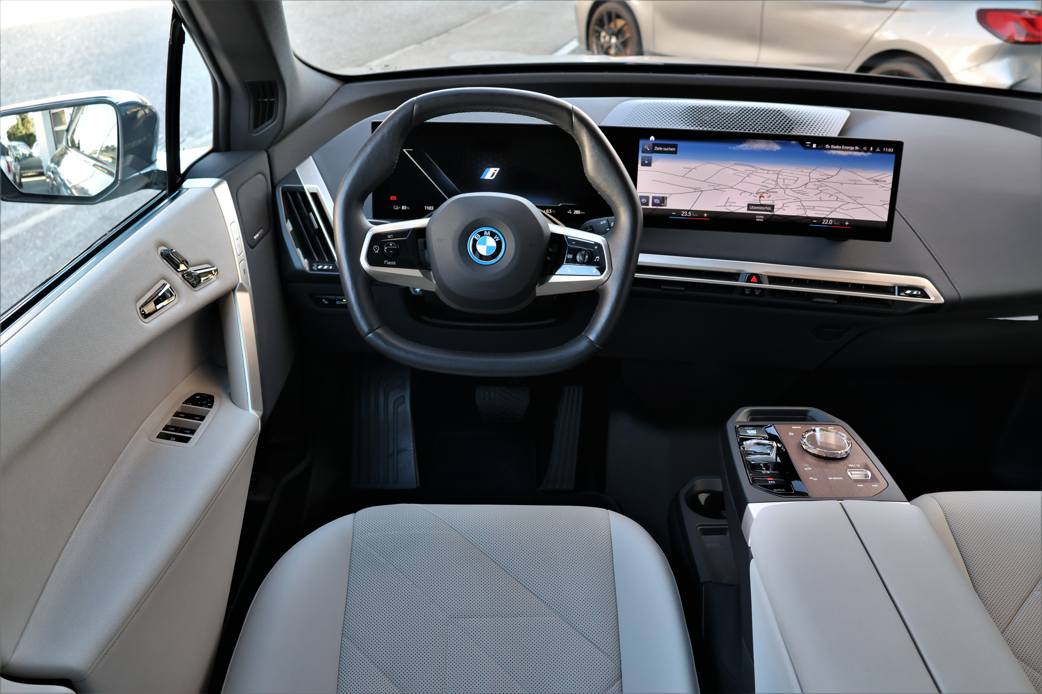 listing desktop thumbnail image 14