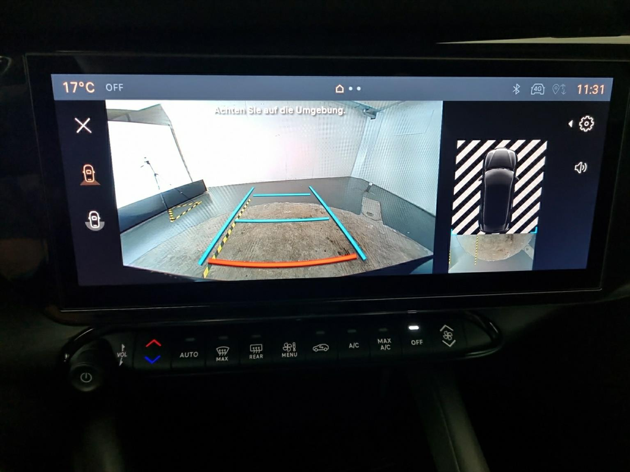 listing desktop thumbnail image 9