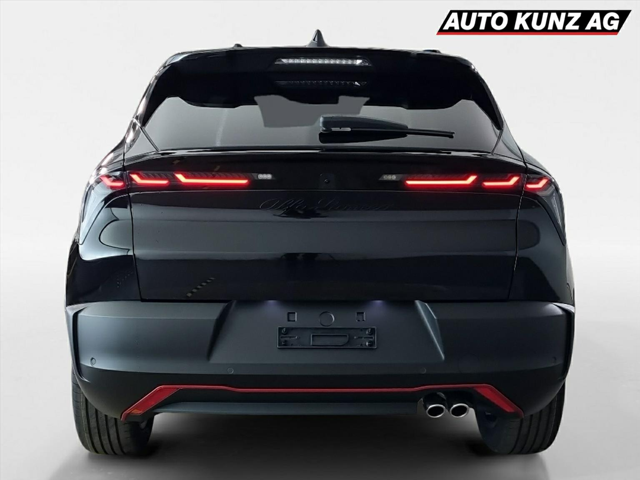 listing desktop thumbnail image 3