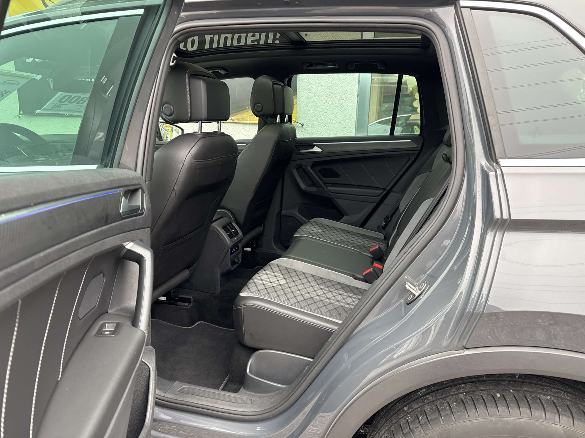 listing desktop thumbnail image 7