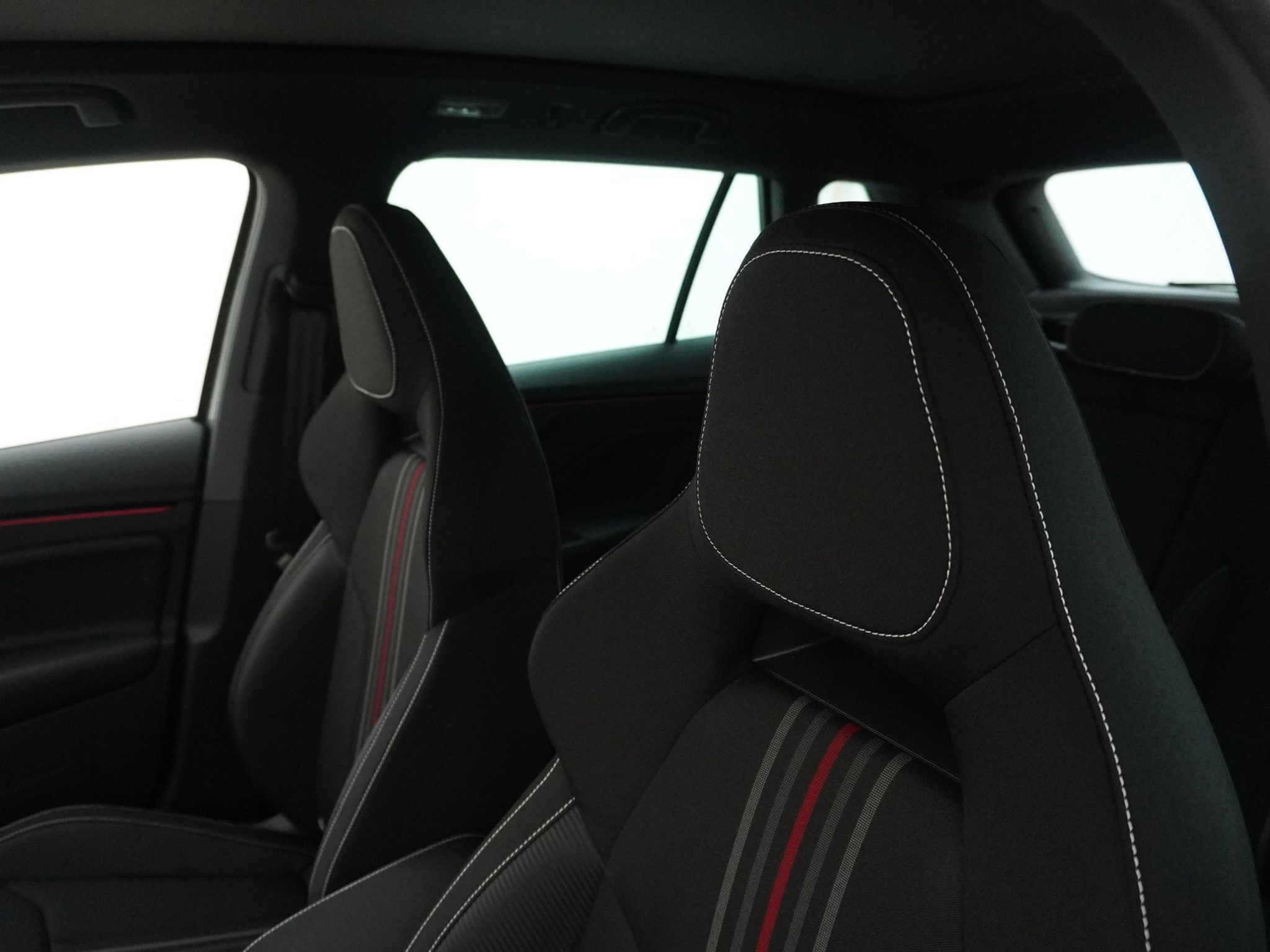 listing desktop thumbnail image 13