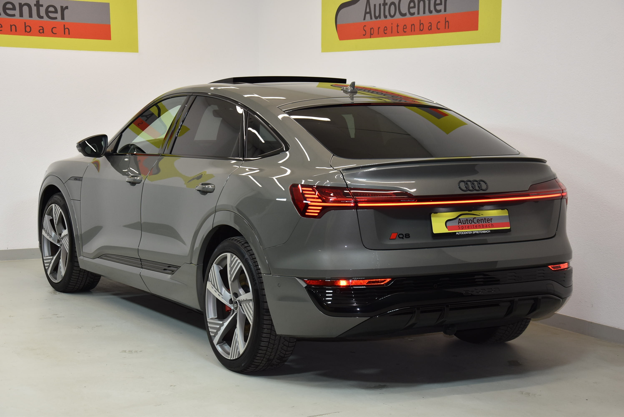 listing desktop thumbnail image 11