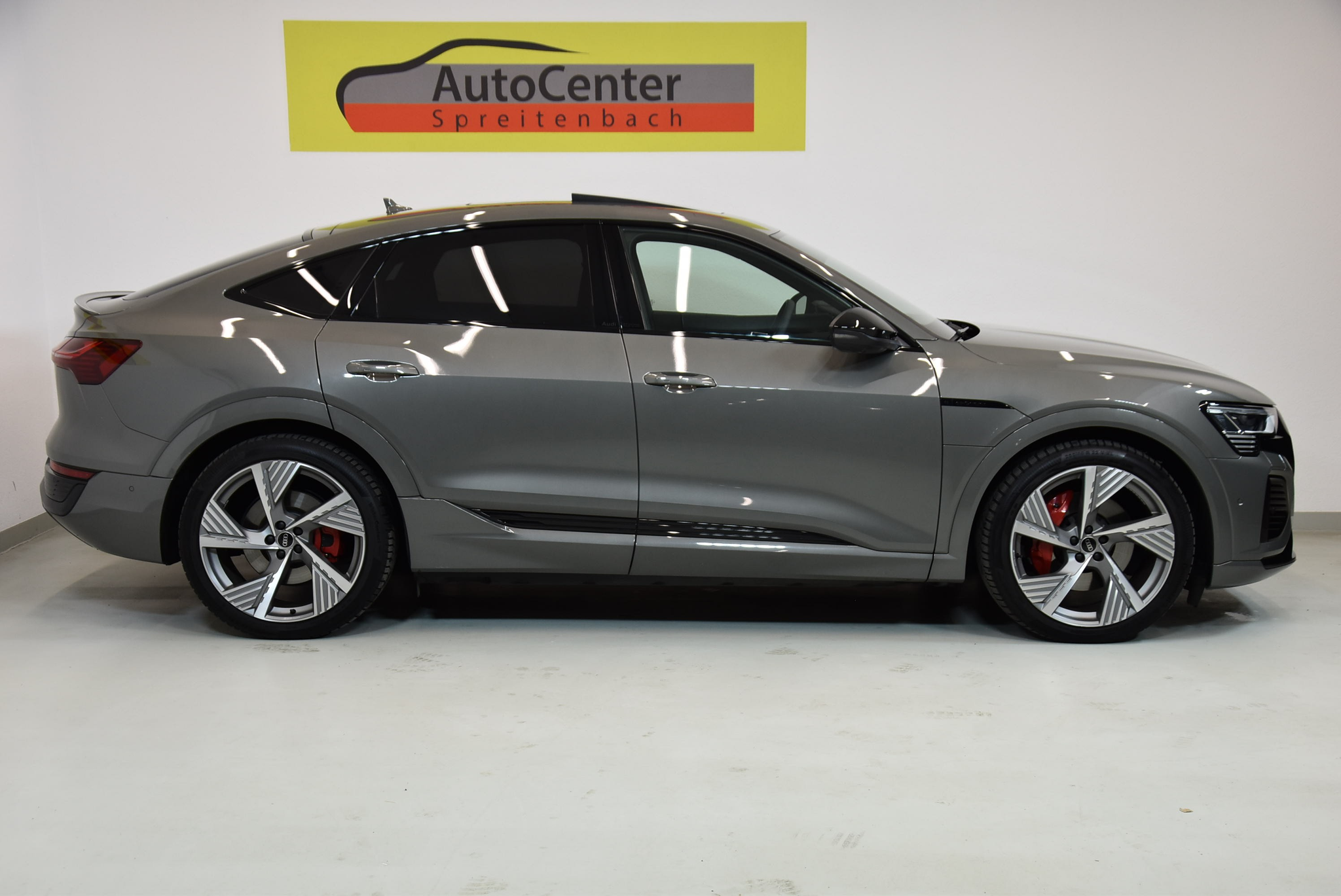 listing desktop thumbnail image 12