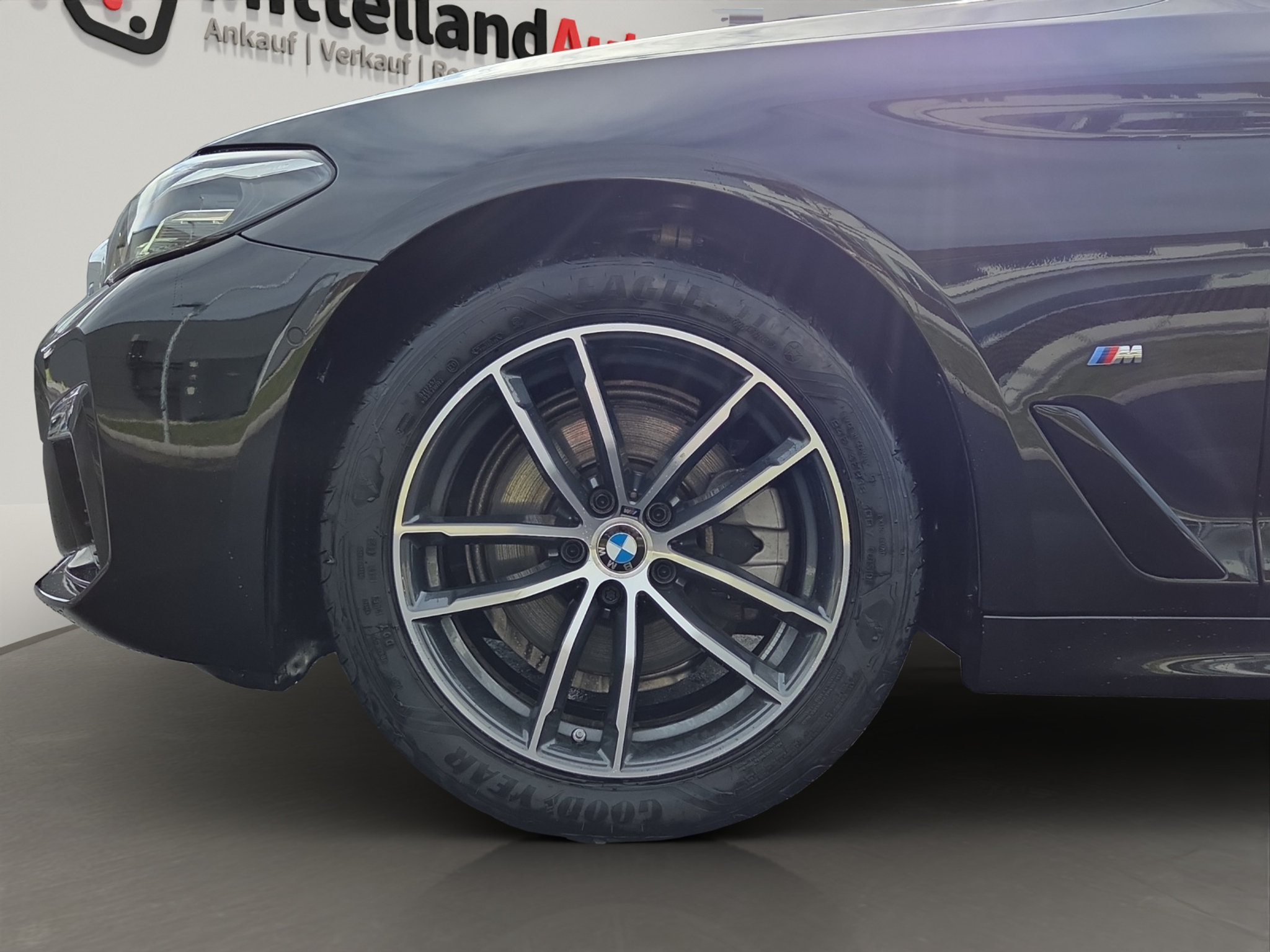 listing desktop thumbnail image 5