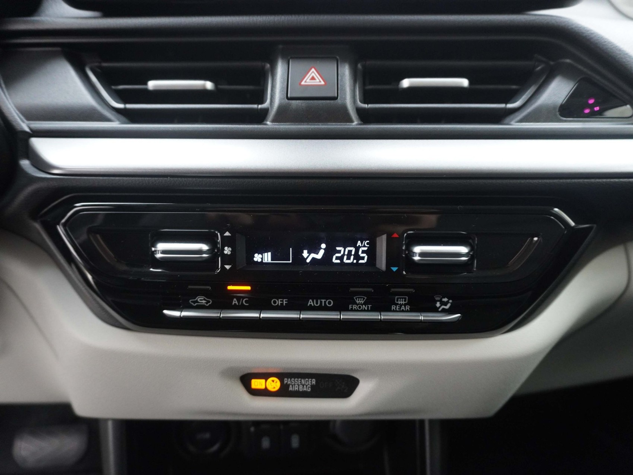 listing desktop thumbnail image 15