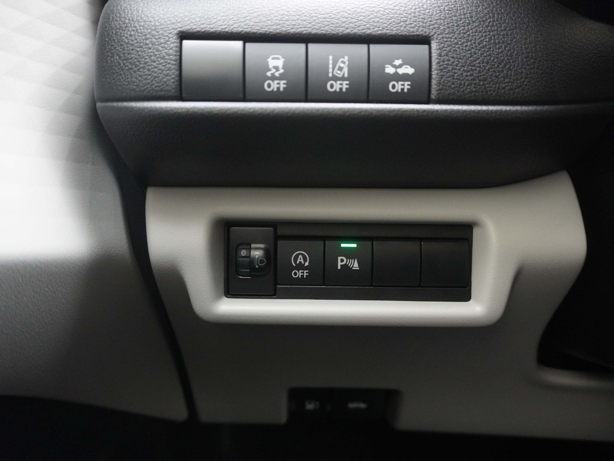 listing desktop thumbnail image 17