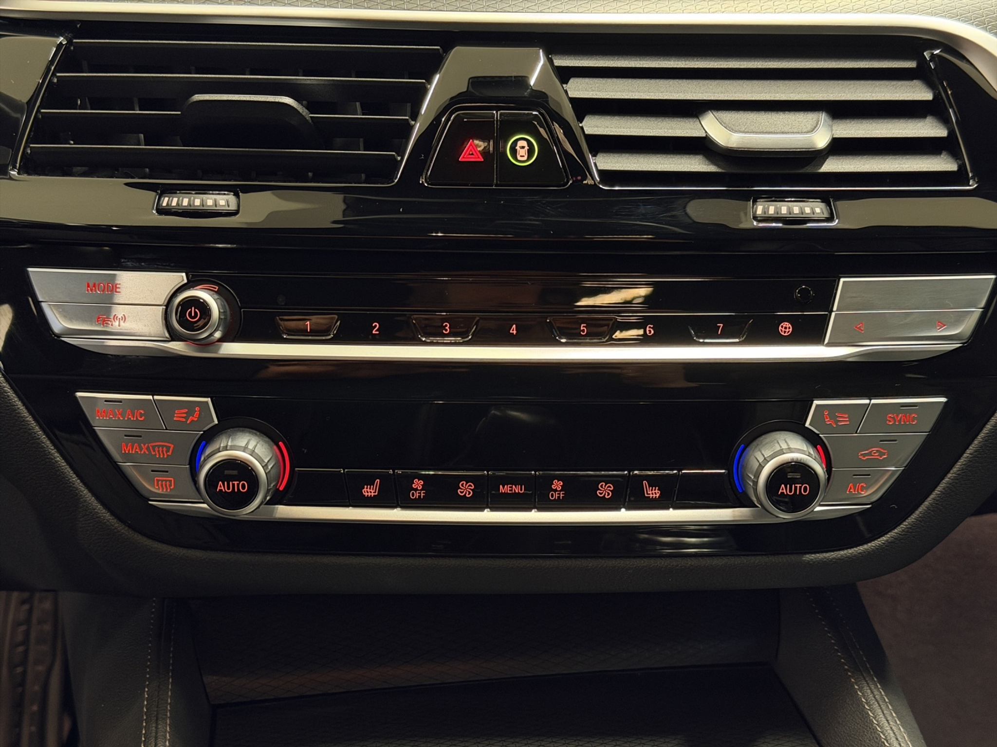 listing desktop thumbnail image 18