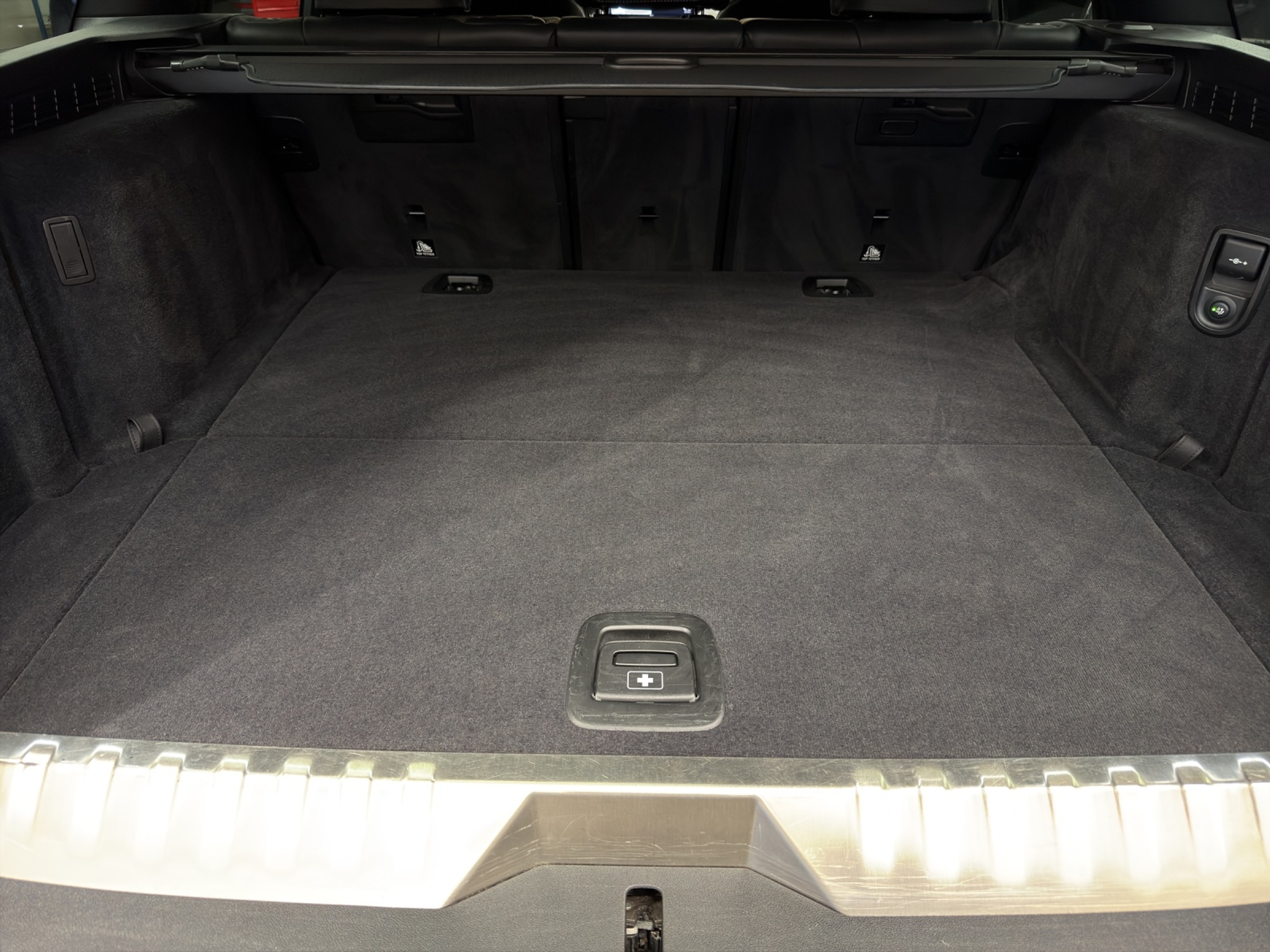 listing desktop thumbnail image 14