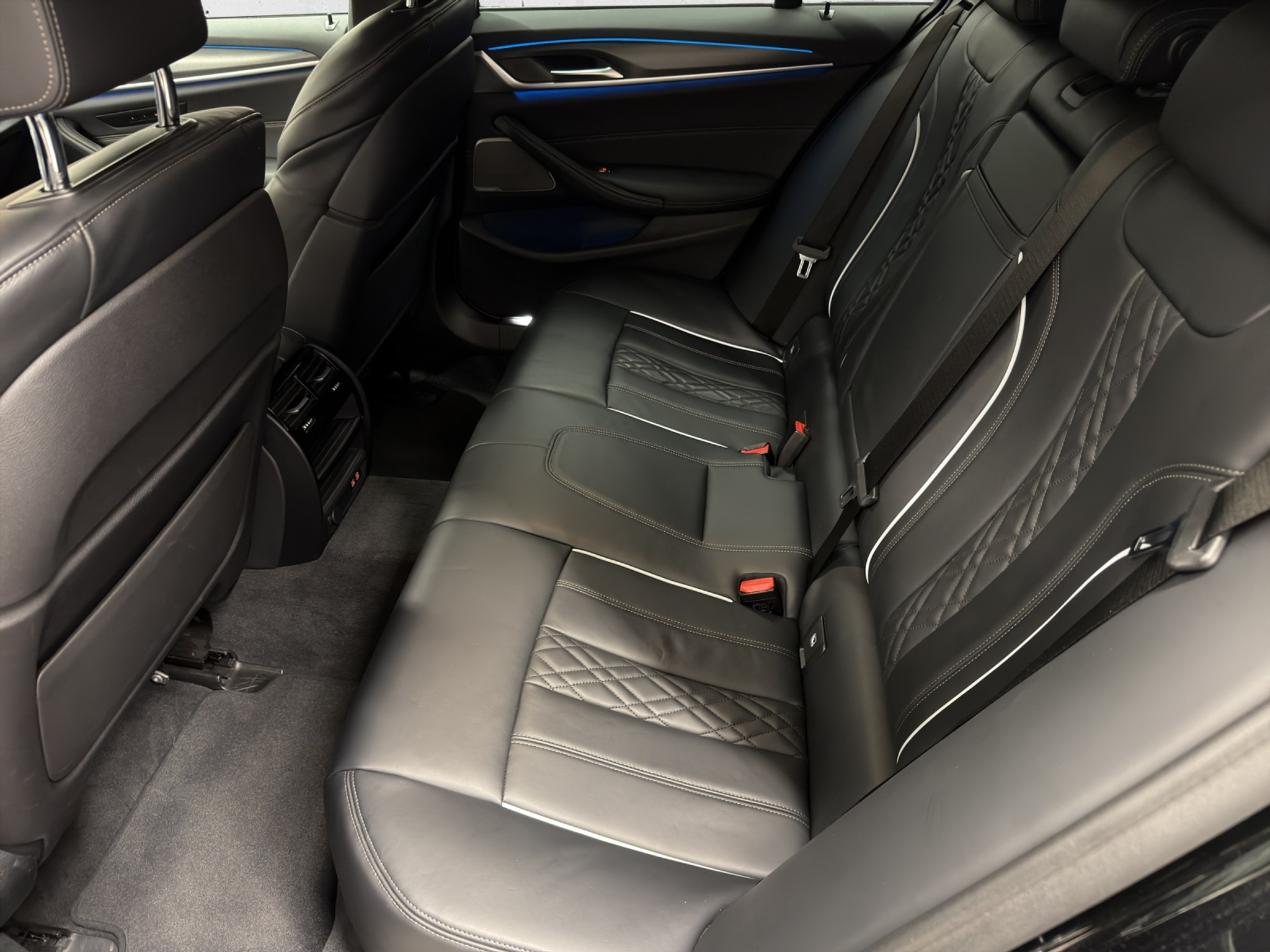 listing desktop thumbnail image 10