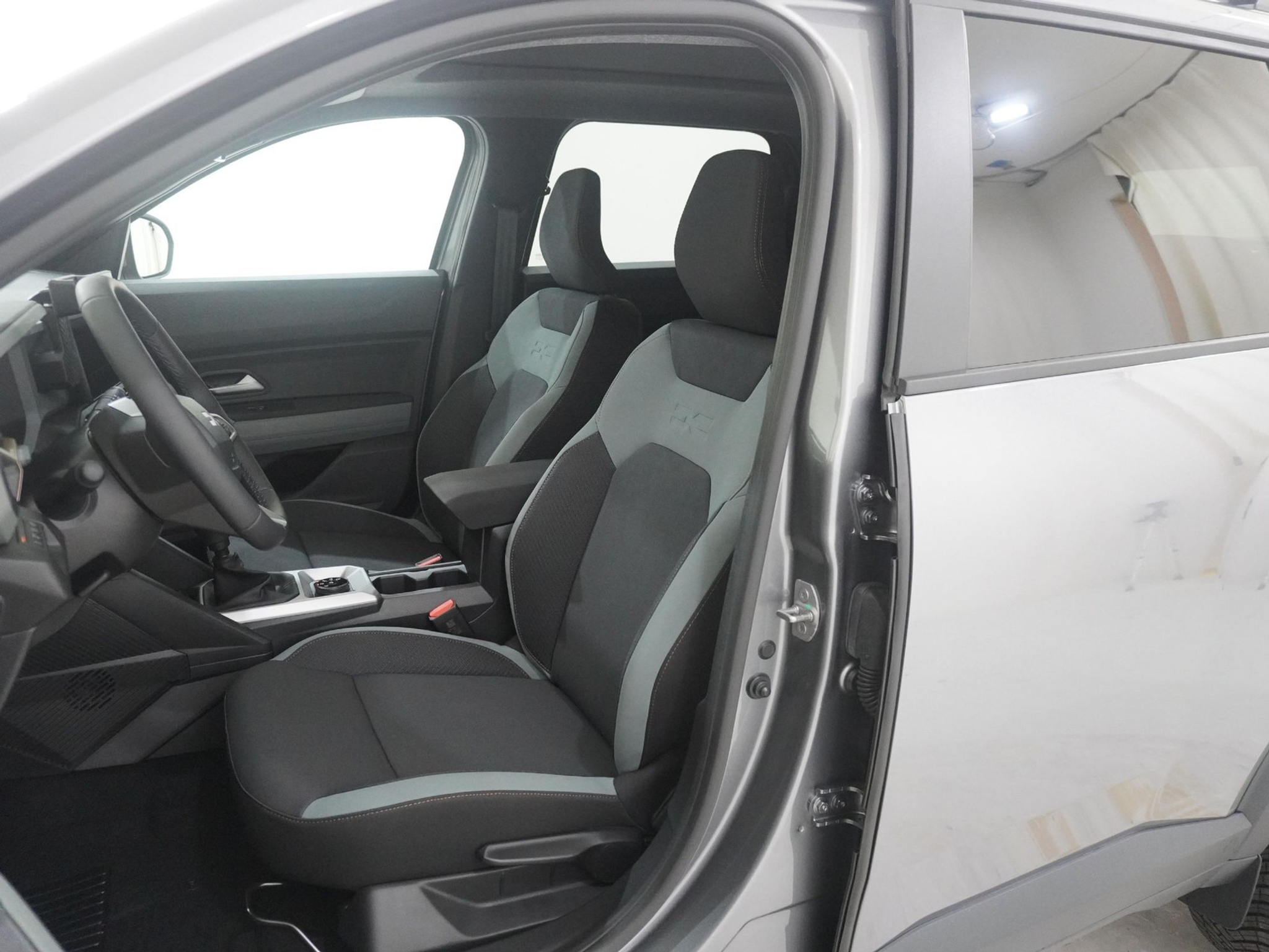 listing desktop thumbnail image 12