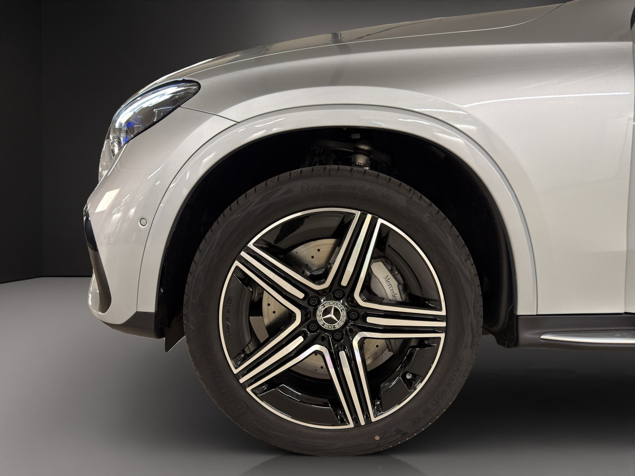 listing desktop thumbnail image 15