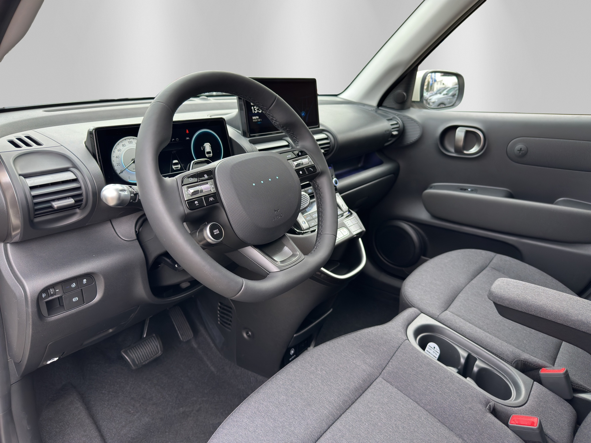 listing desktop thumbnail image 12